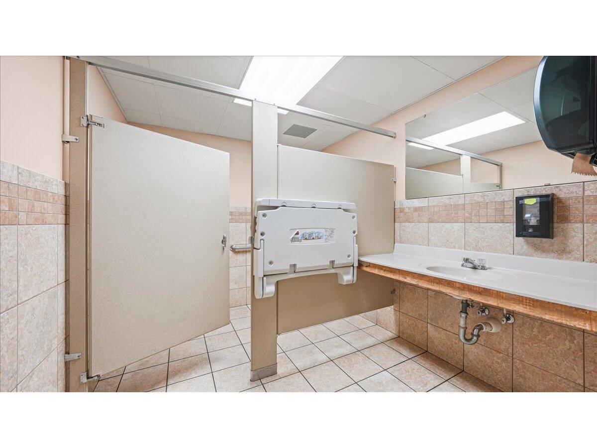 210-202 Superior Ave Tomah WI 54660 1907015 image46