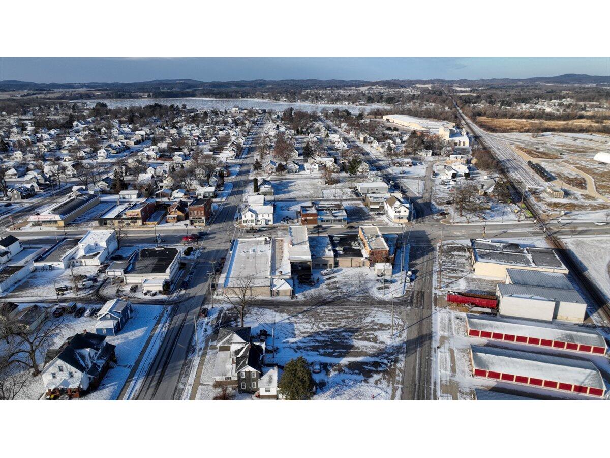 210-202 Superior Ave Tomah WI 54660 1907015 image55