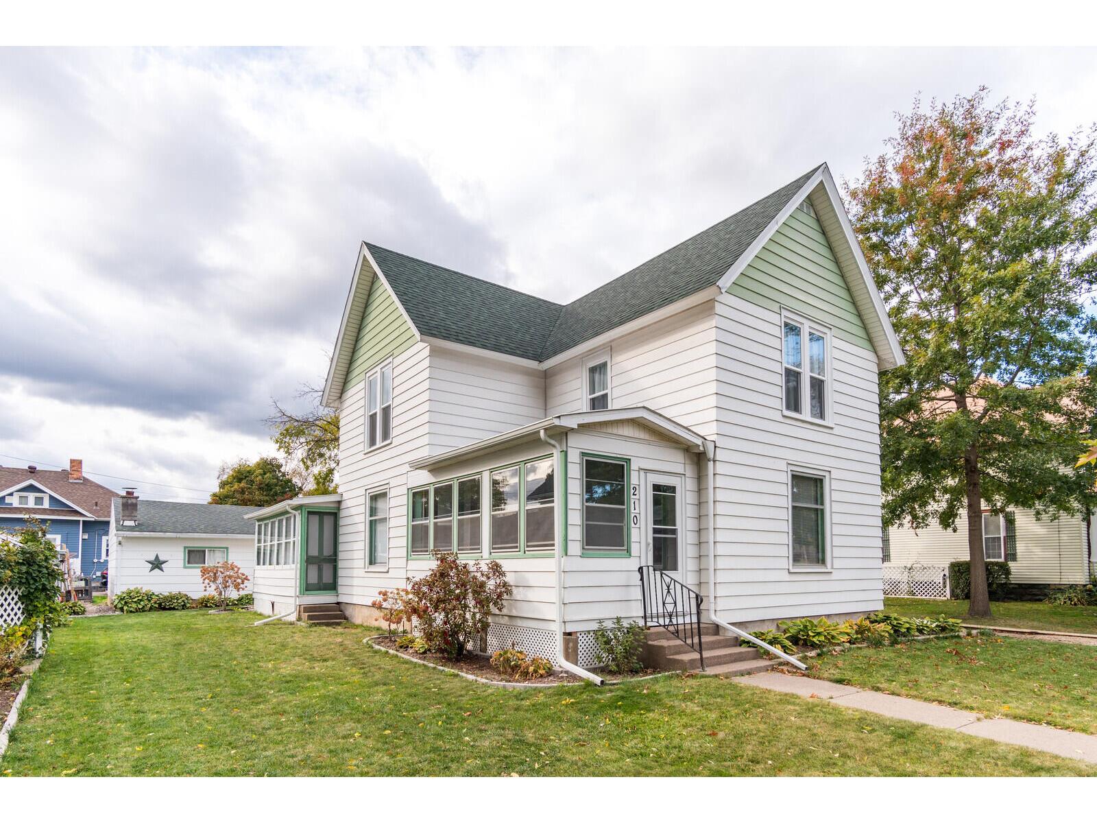 210 Harmony West Salem WI 54669 1896234 image1