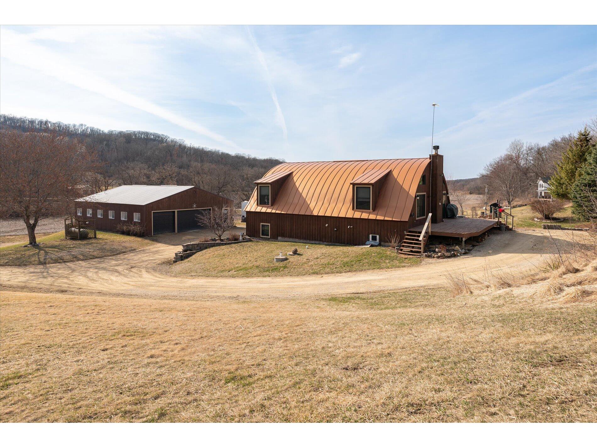 21004 Kale Leon WI 54656 1913743 image1