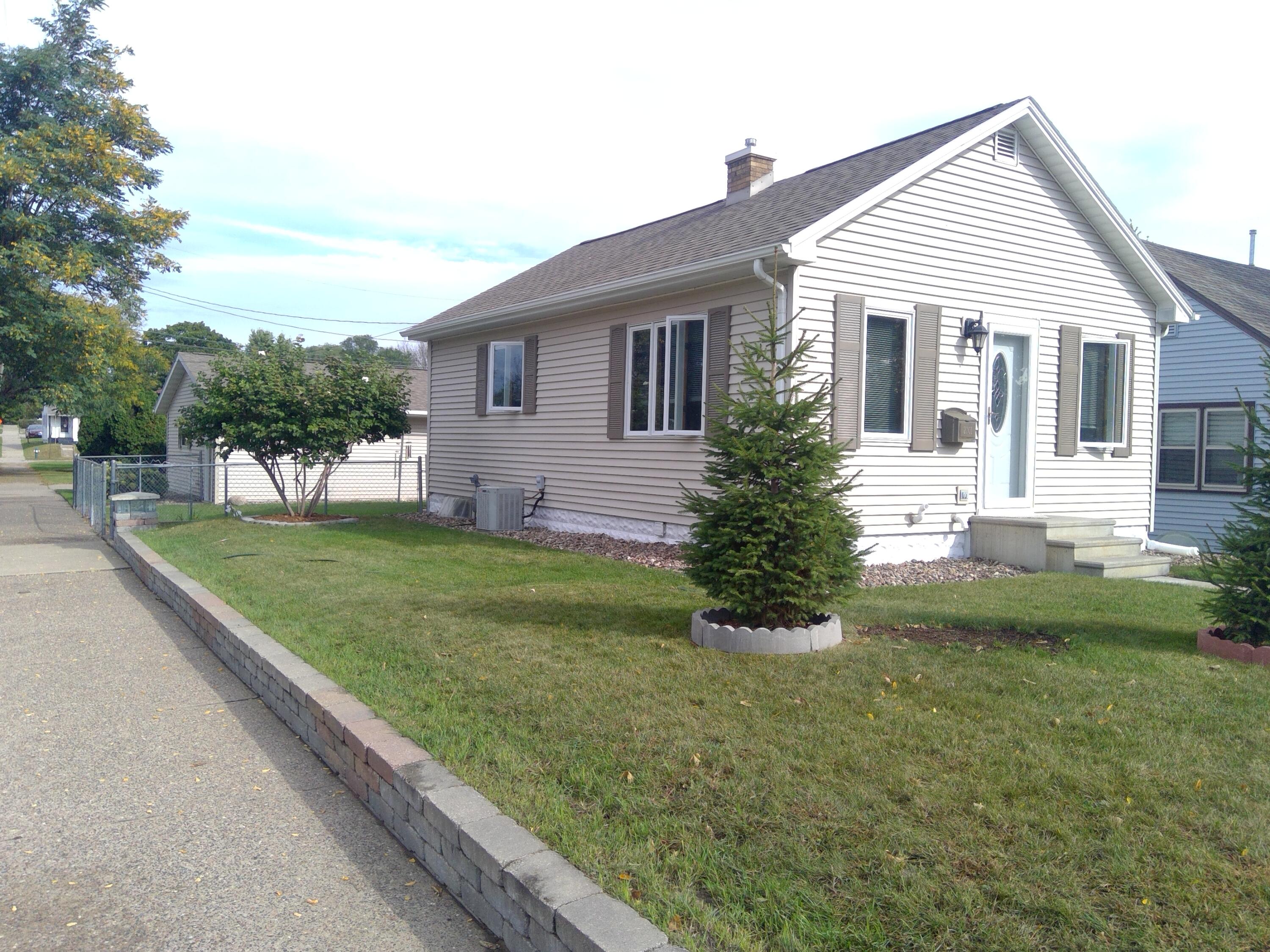 2101 Park Ave La Crosse WI 54601 1767523 image1