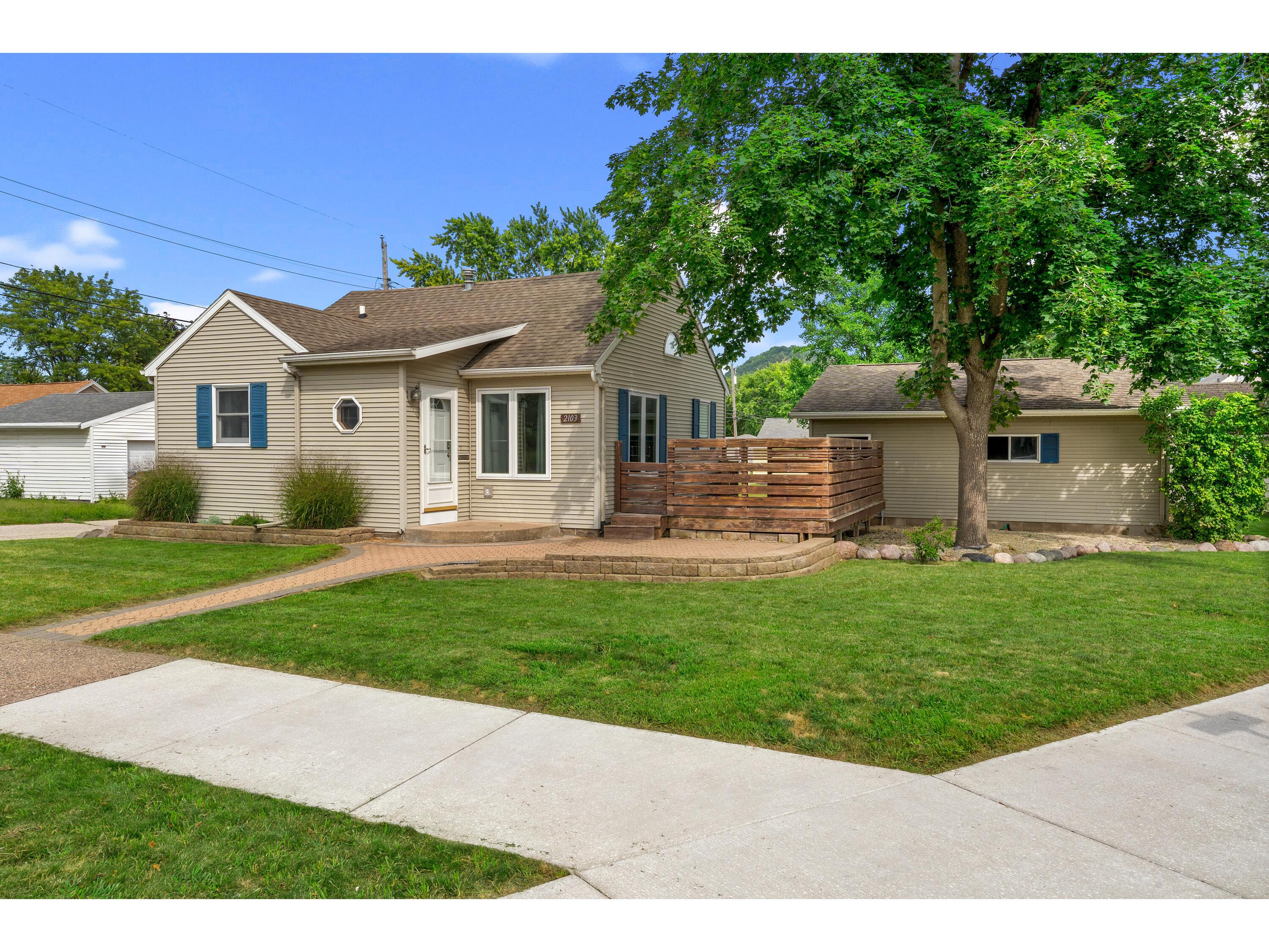 2103 State La Crosse WI 54601 1888811 image1