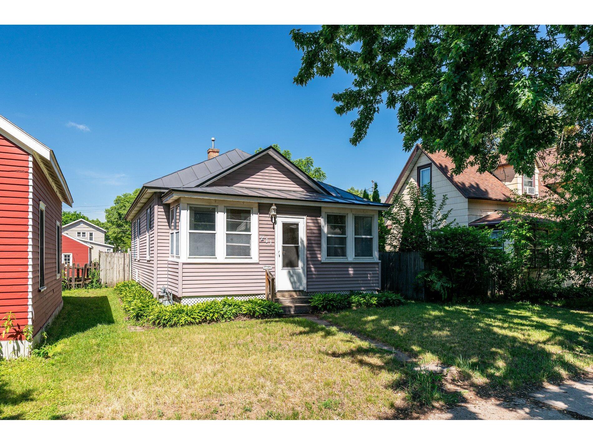 211 Caledonia La Crosse WI 54603 1966429 image1