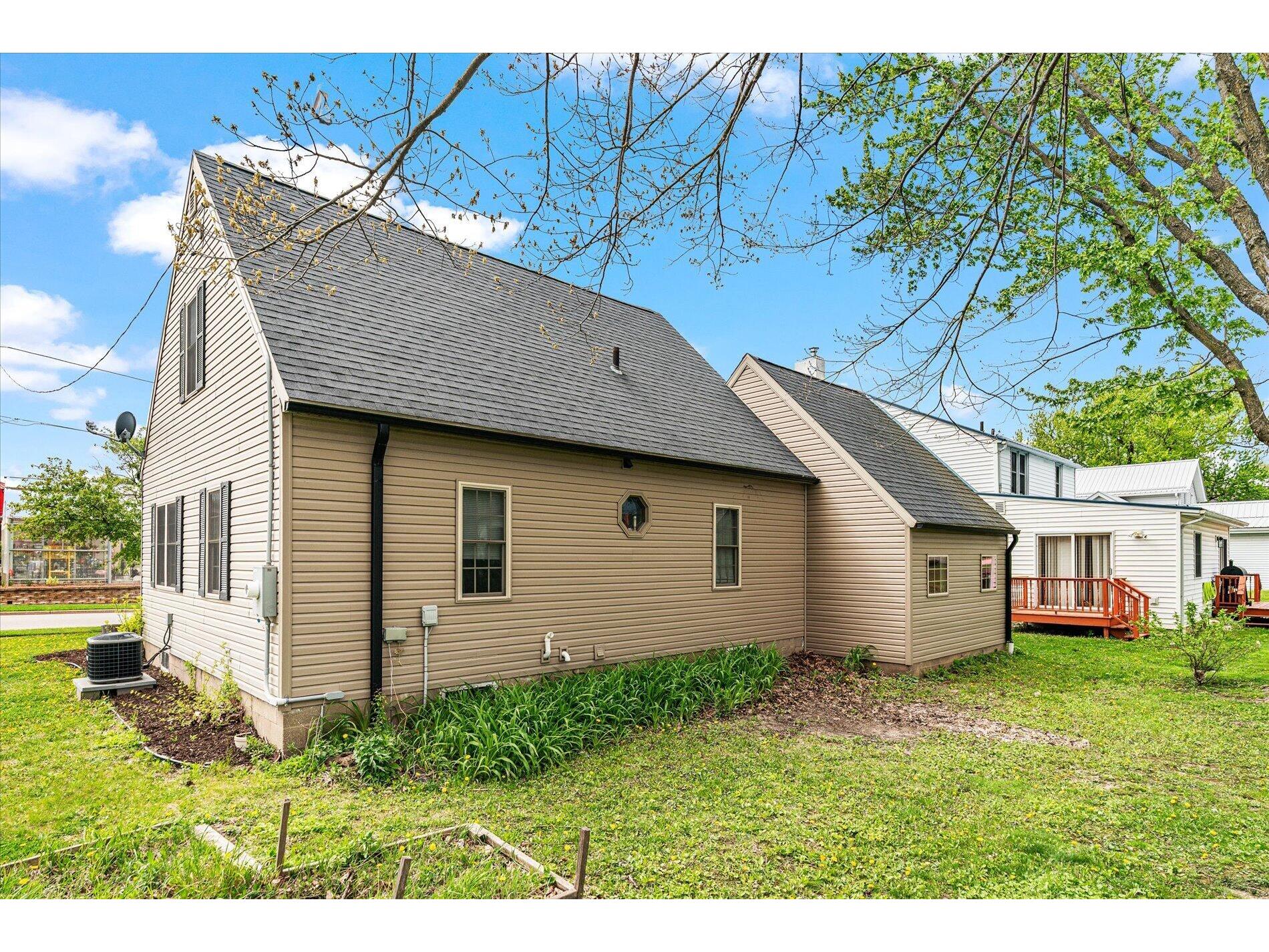 211 N Rusk Viroqua WI 54665 1961447 image16