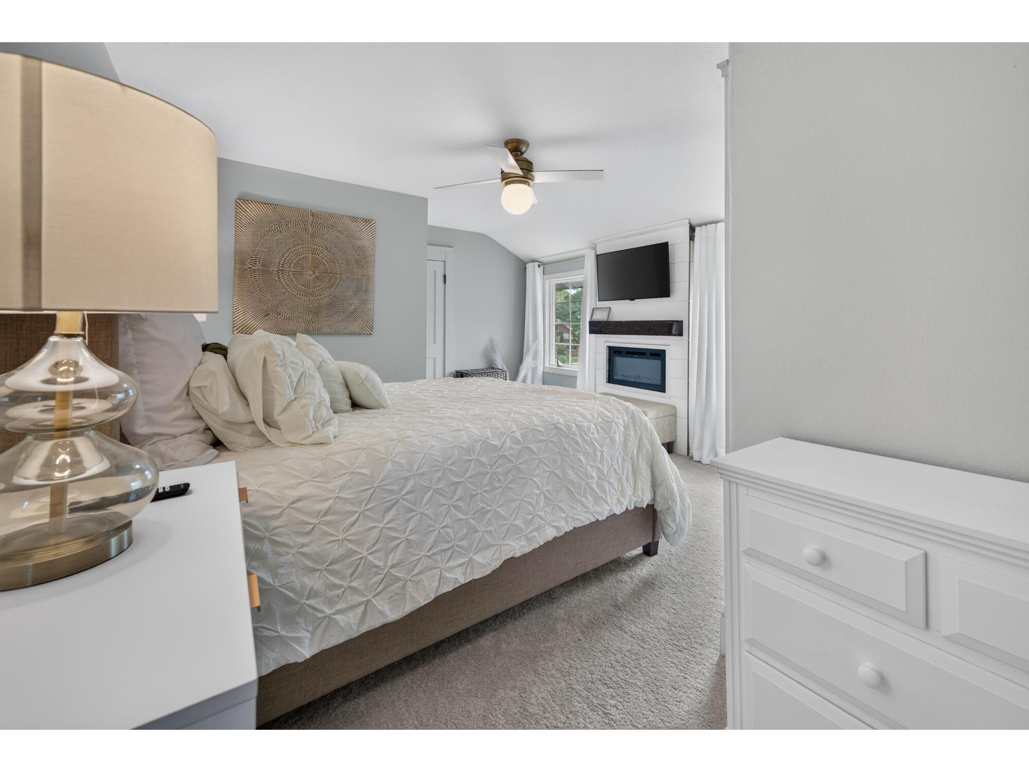 2110 Market La Crosse WI 54601 1968949 image22