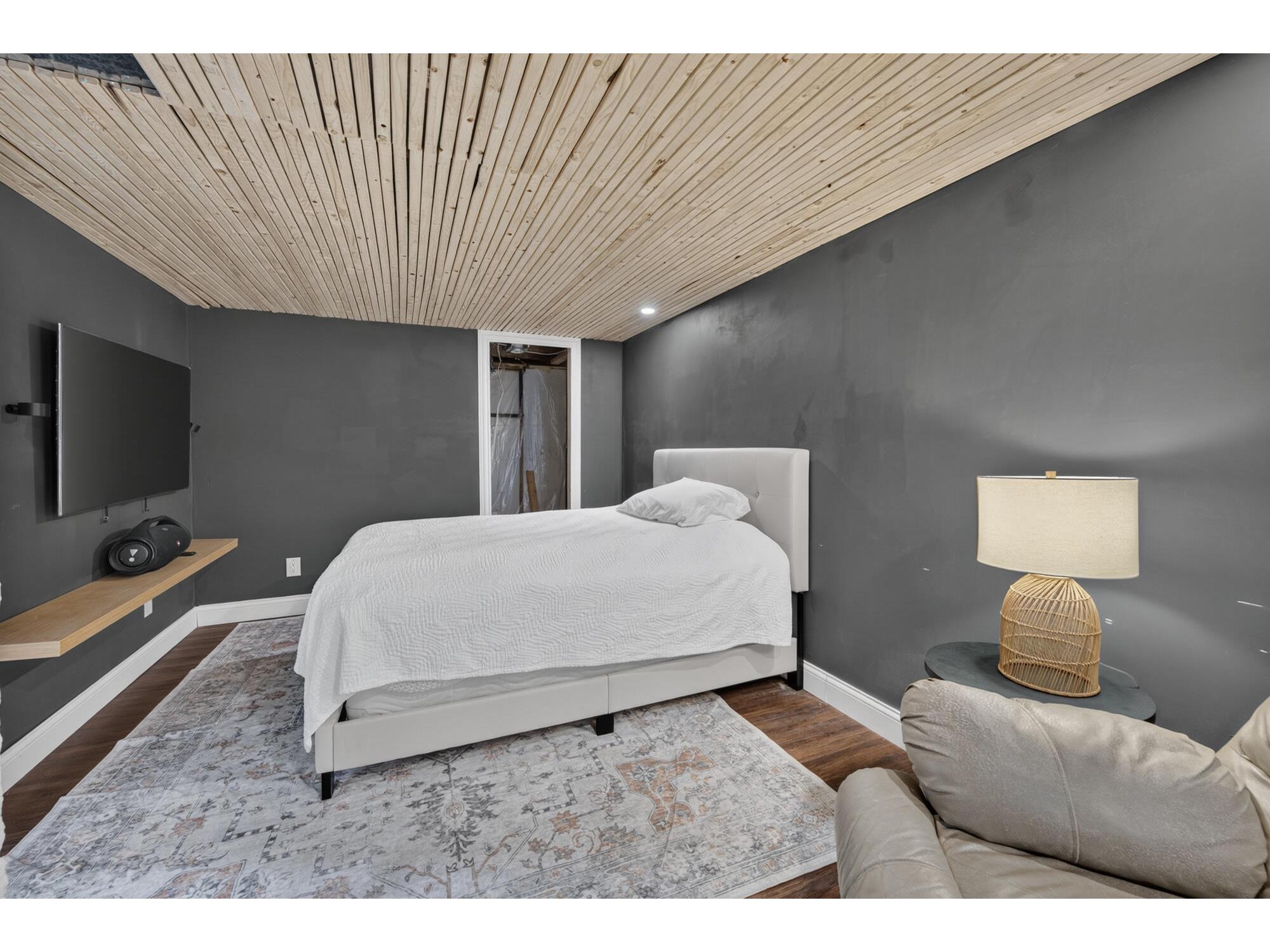 2110 Market La Crosse WI 54601 1968949 image31