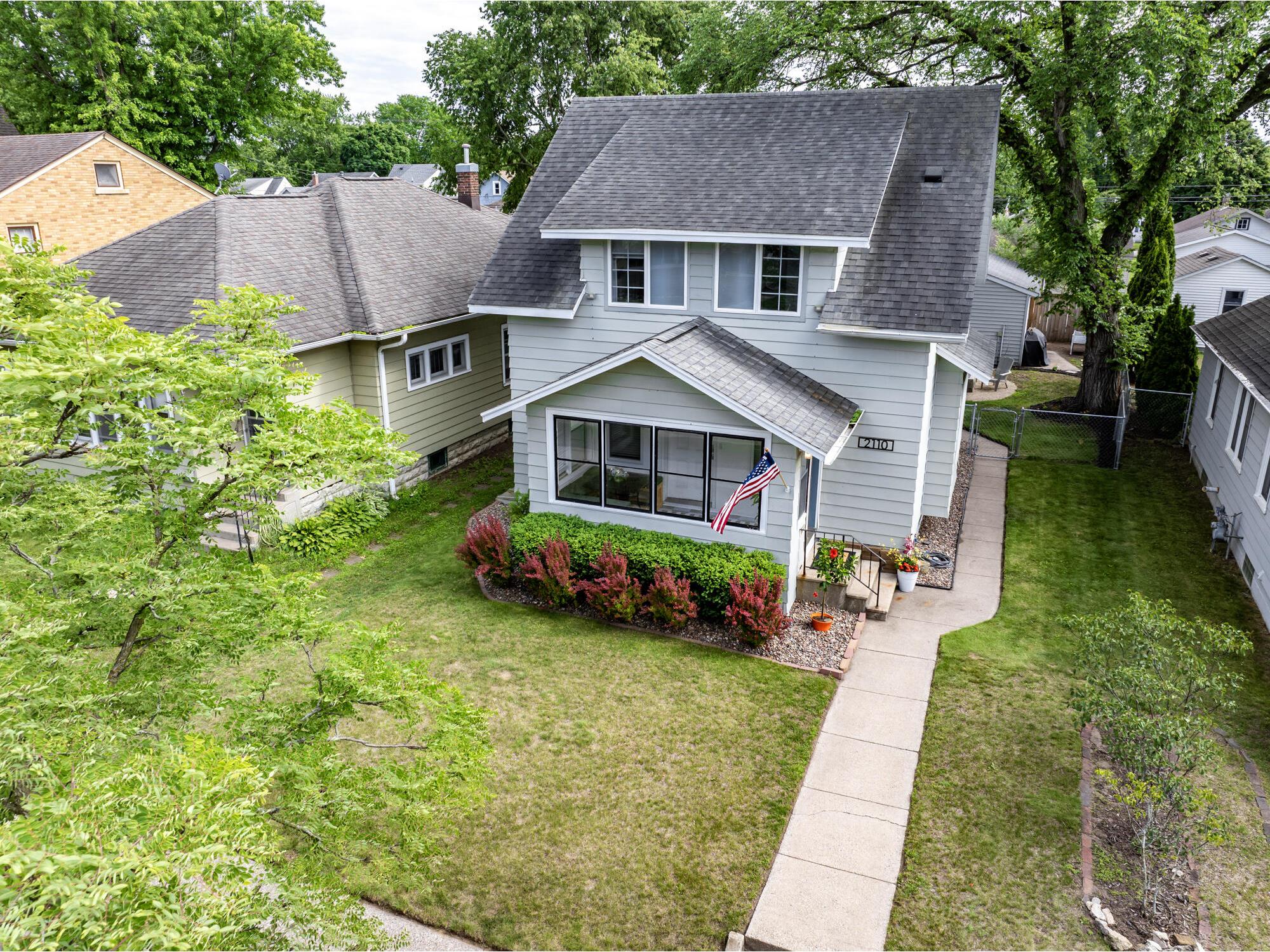 2110 Market La Crosse WI 54601 1968949 image5