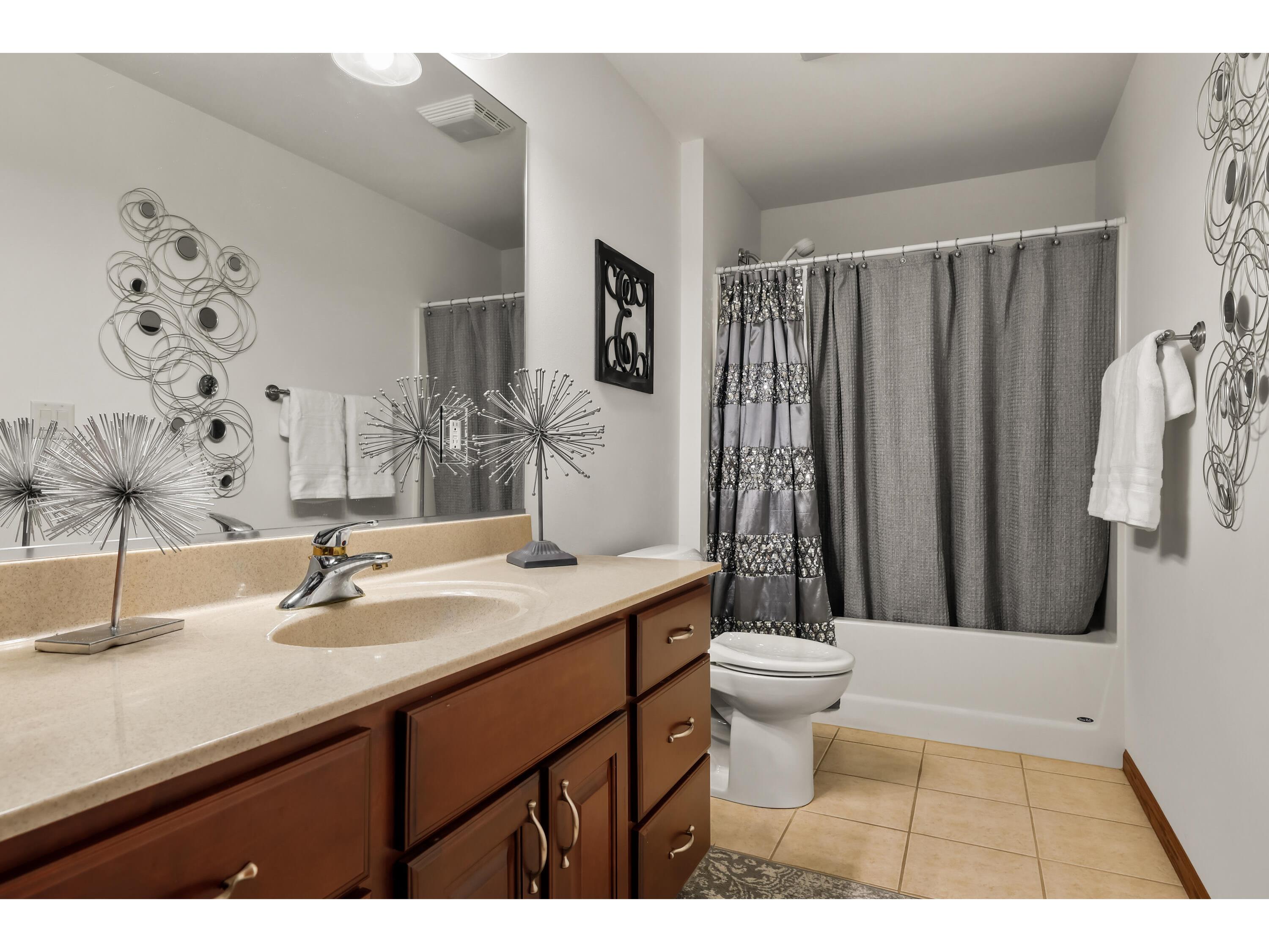 2111 Clearwater Onalaska WI 54650 1950010 image23