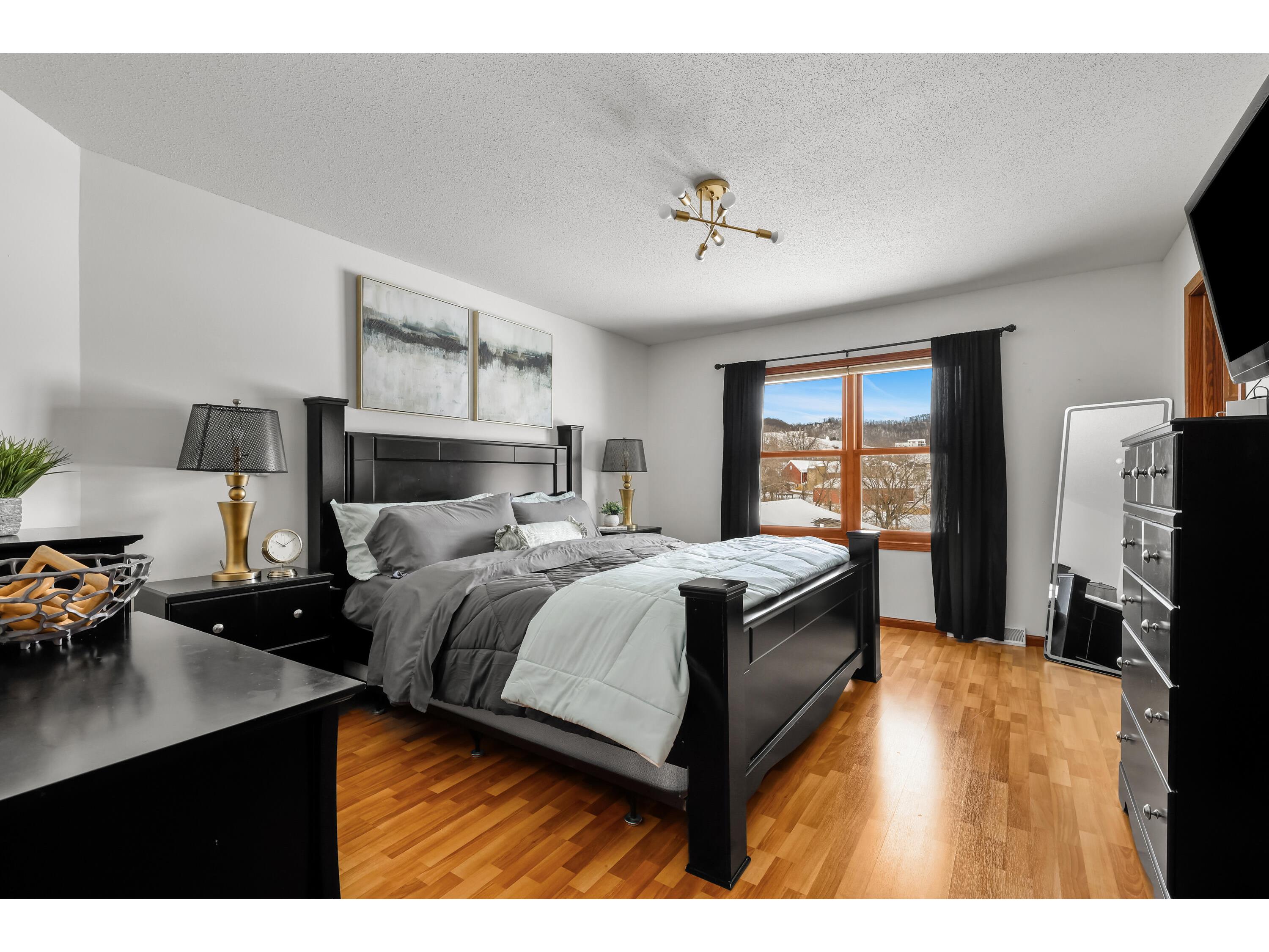 2111 Clearwater Onalaska WI 54650 1950010 image28