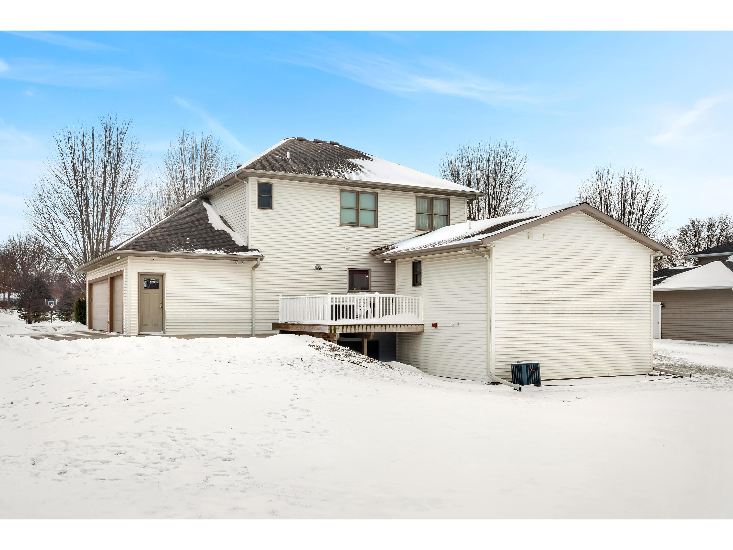 2111 Clearwater Onalaska WI 54650 1950010 image36