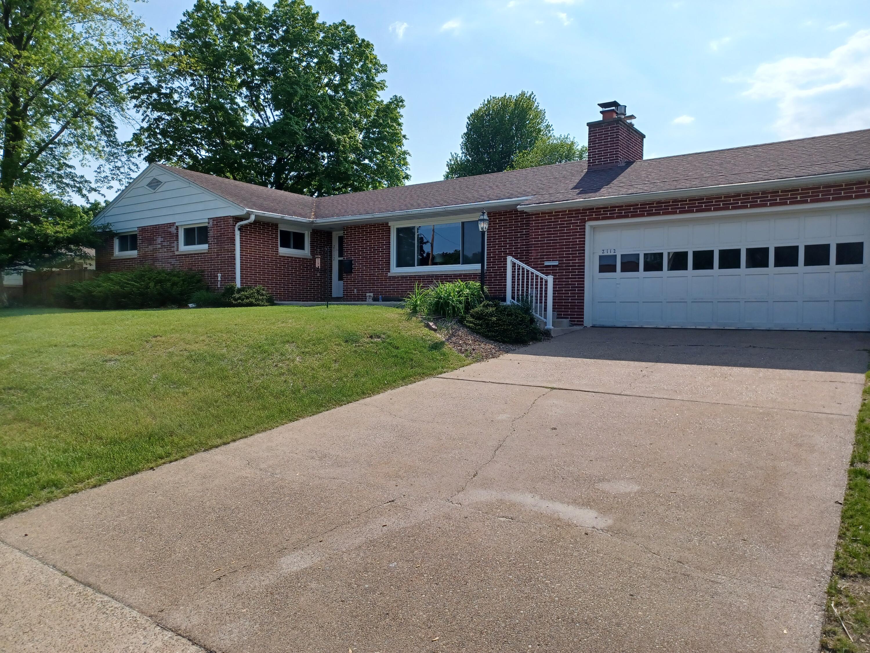 2112 Hoeschler La Crosse WI 54601 1834918 image1