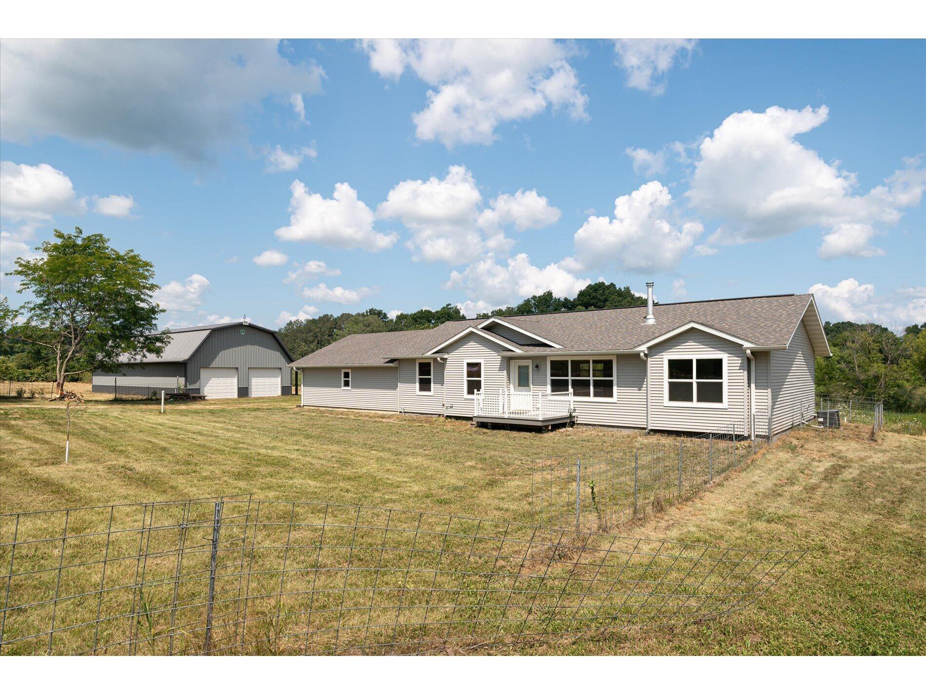 21122 Indigo Adrian WI 54660 1845797 image1