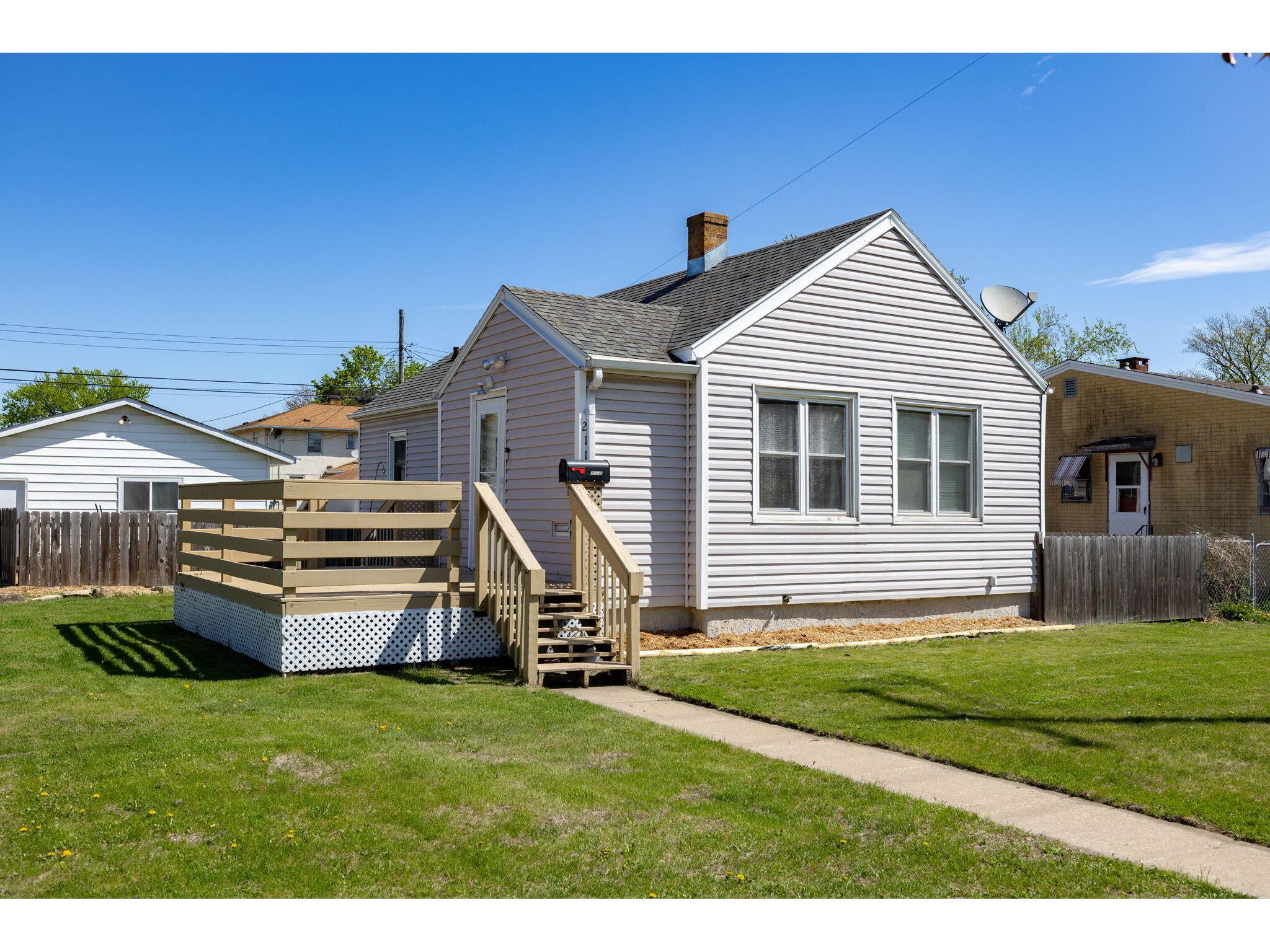 2115 Green Bay La Crosse WI 54601 1916629 image1