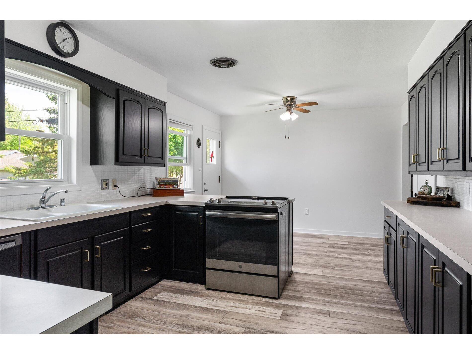 2115 Sisson La Crosse WI 54601 1962435 image7
