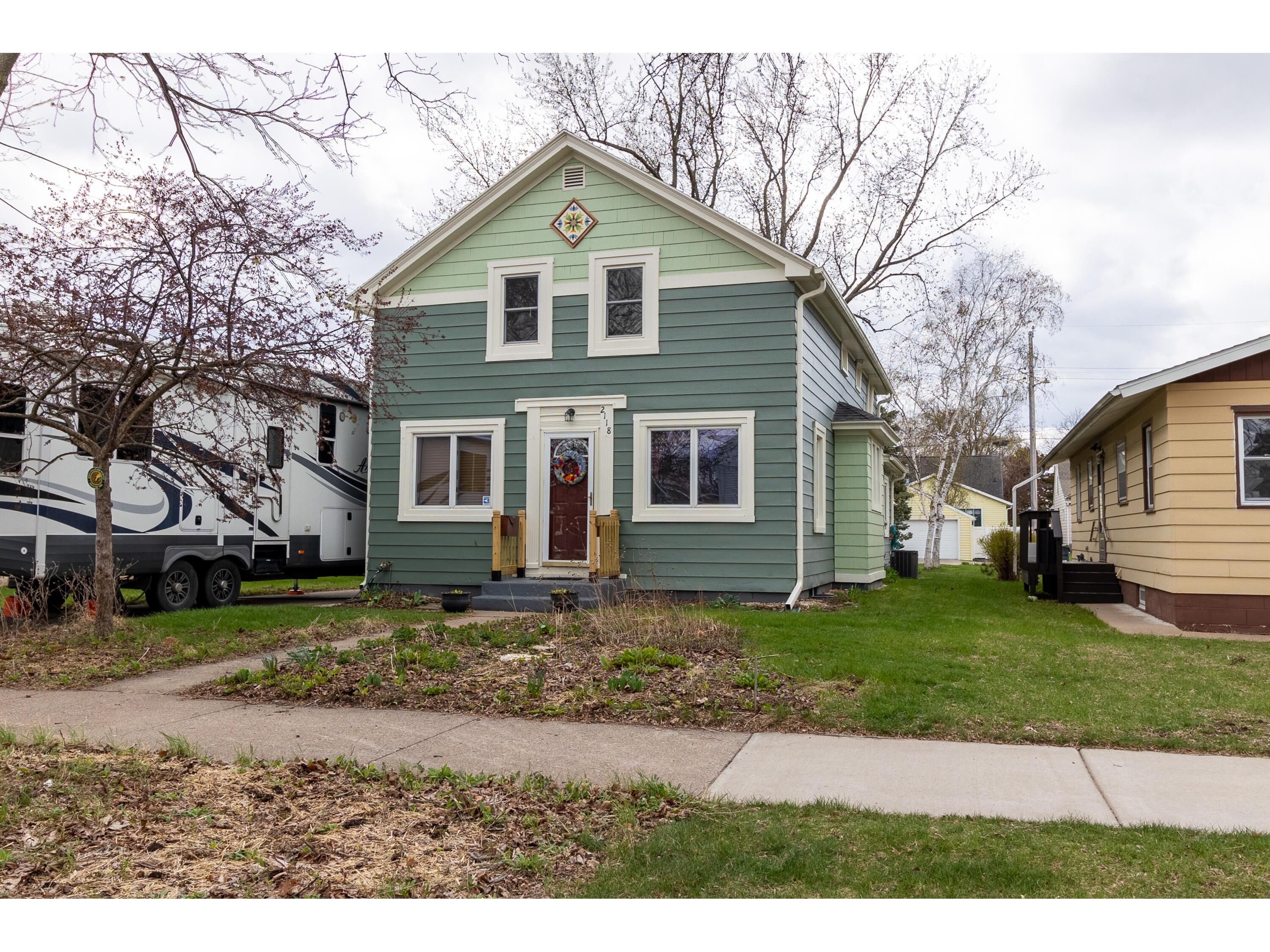 2118 Johnson La Crosse WI 54601 1832155 image1