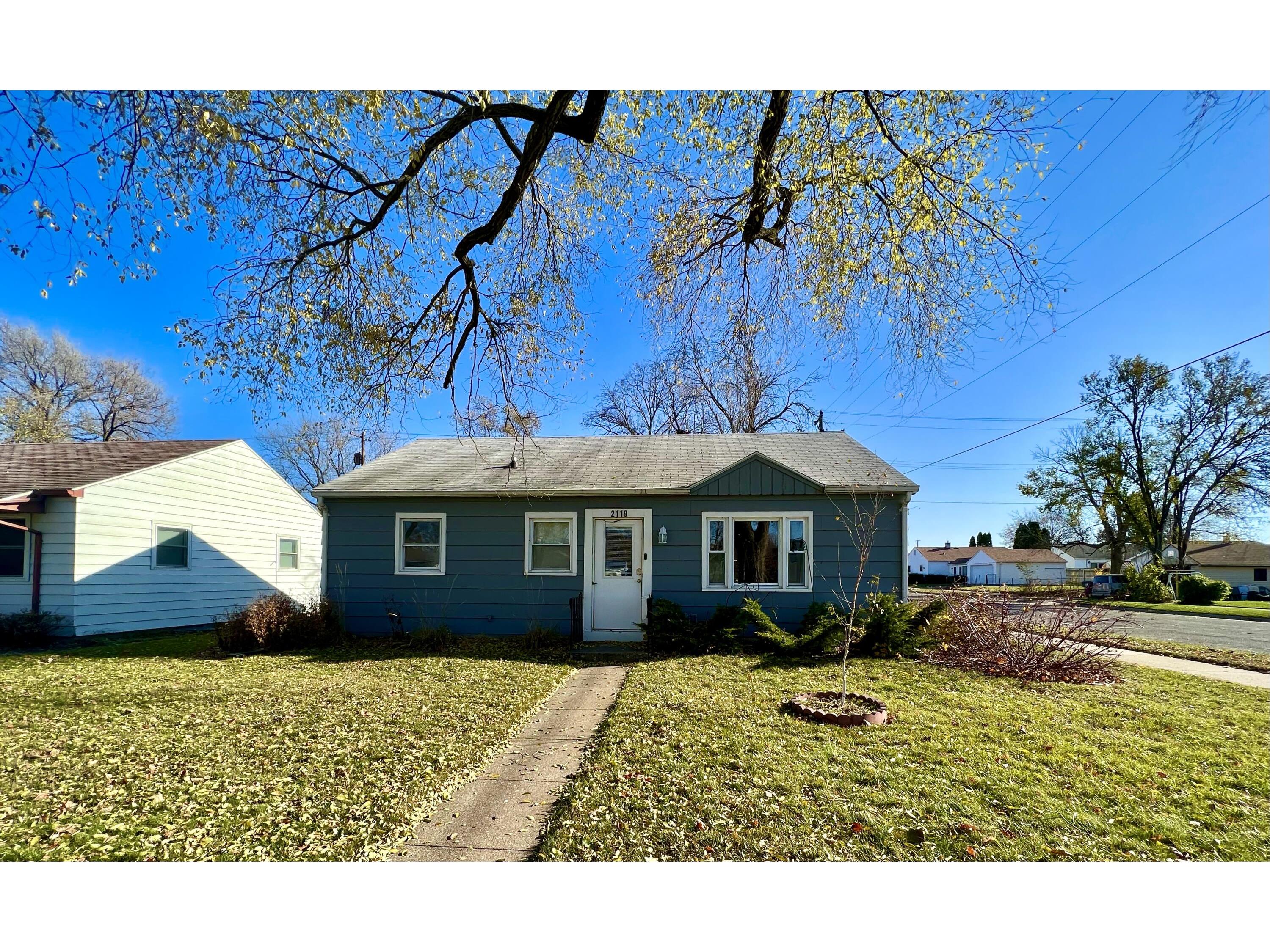 2119 East La Crosse WI 54601 1857904 image1