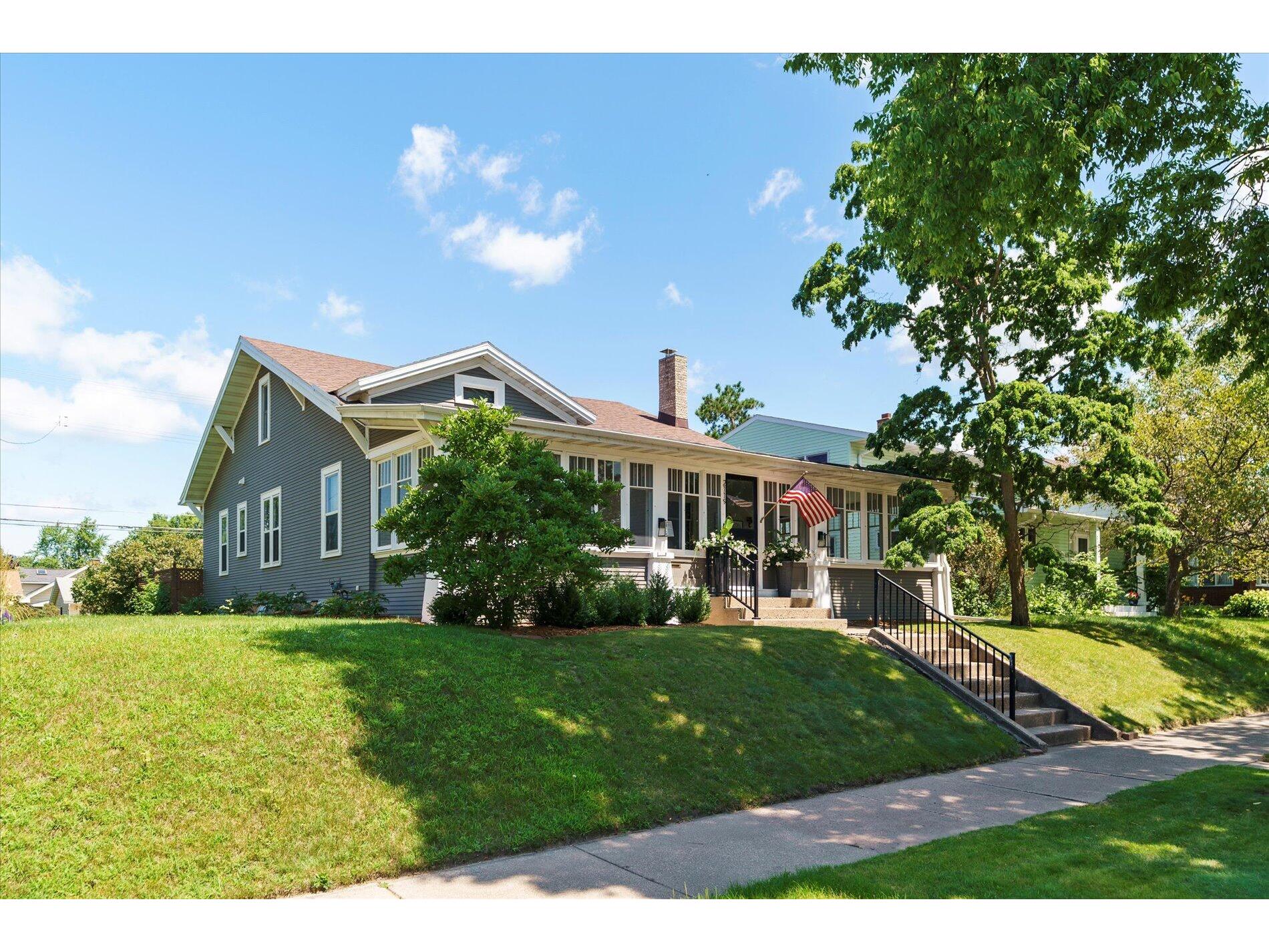 2119 Main La Crosse WI 54601 1884239 image1