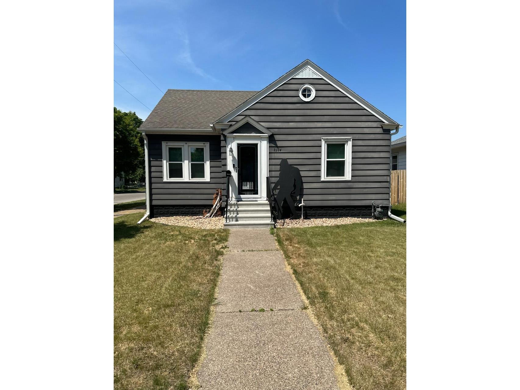 2124 15th La Crosse WI 54601 1836530 image1