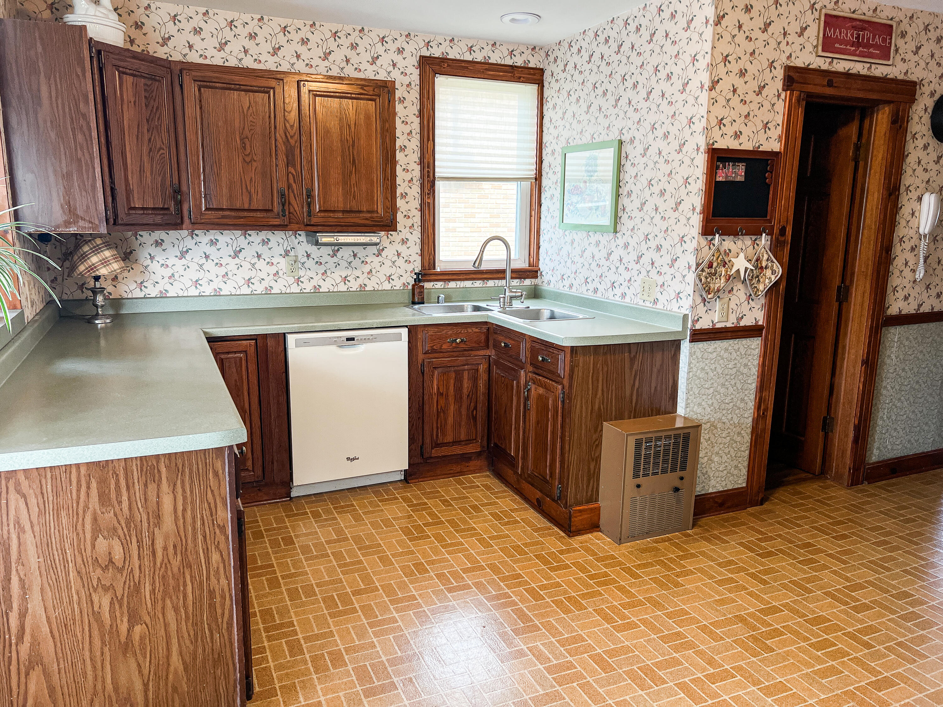 2126 Market La Crosse WI 54601 1965356 image10