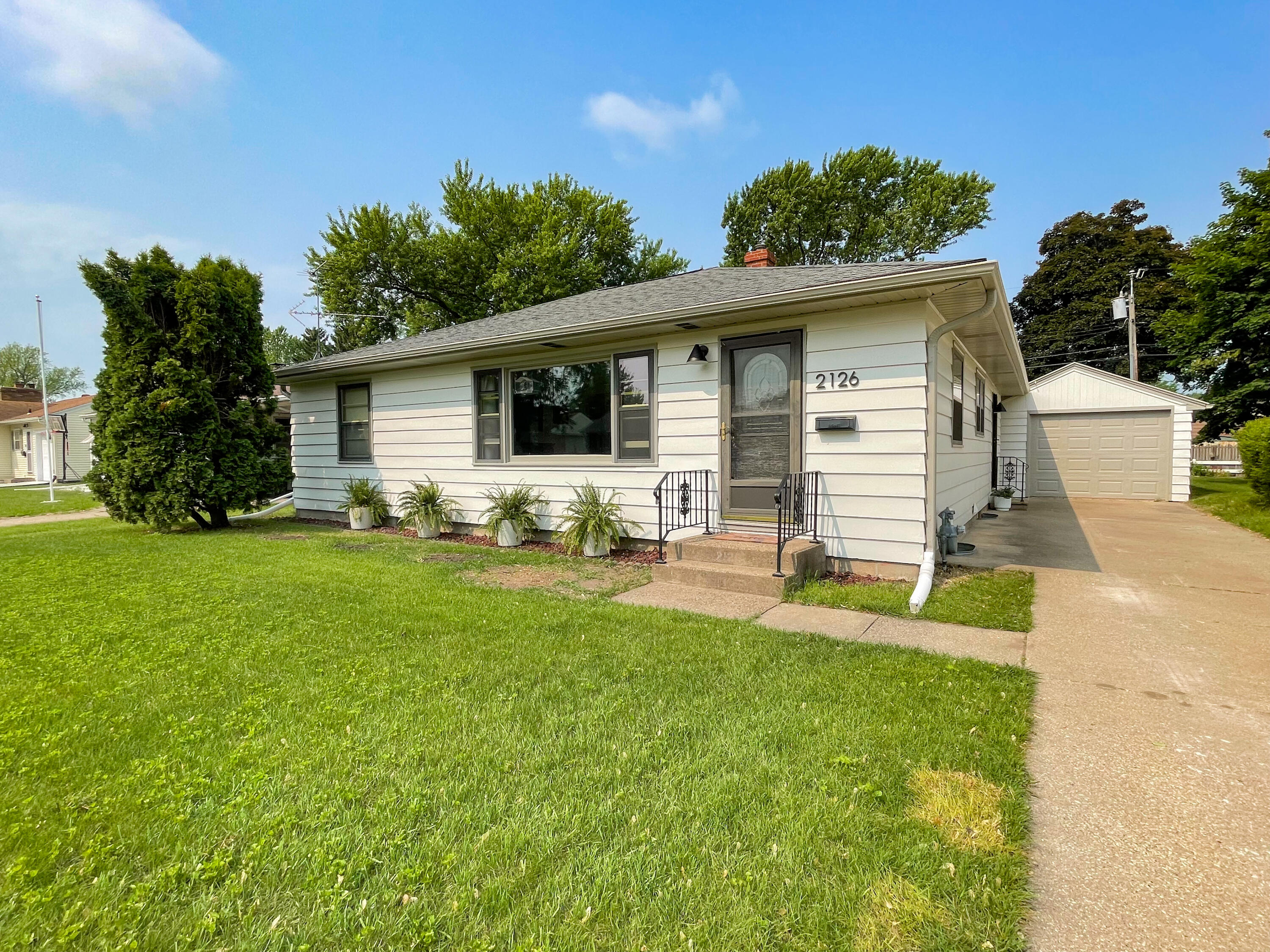 2126 Sunrise La Crosse WI 54601 1920848 image1