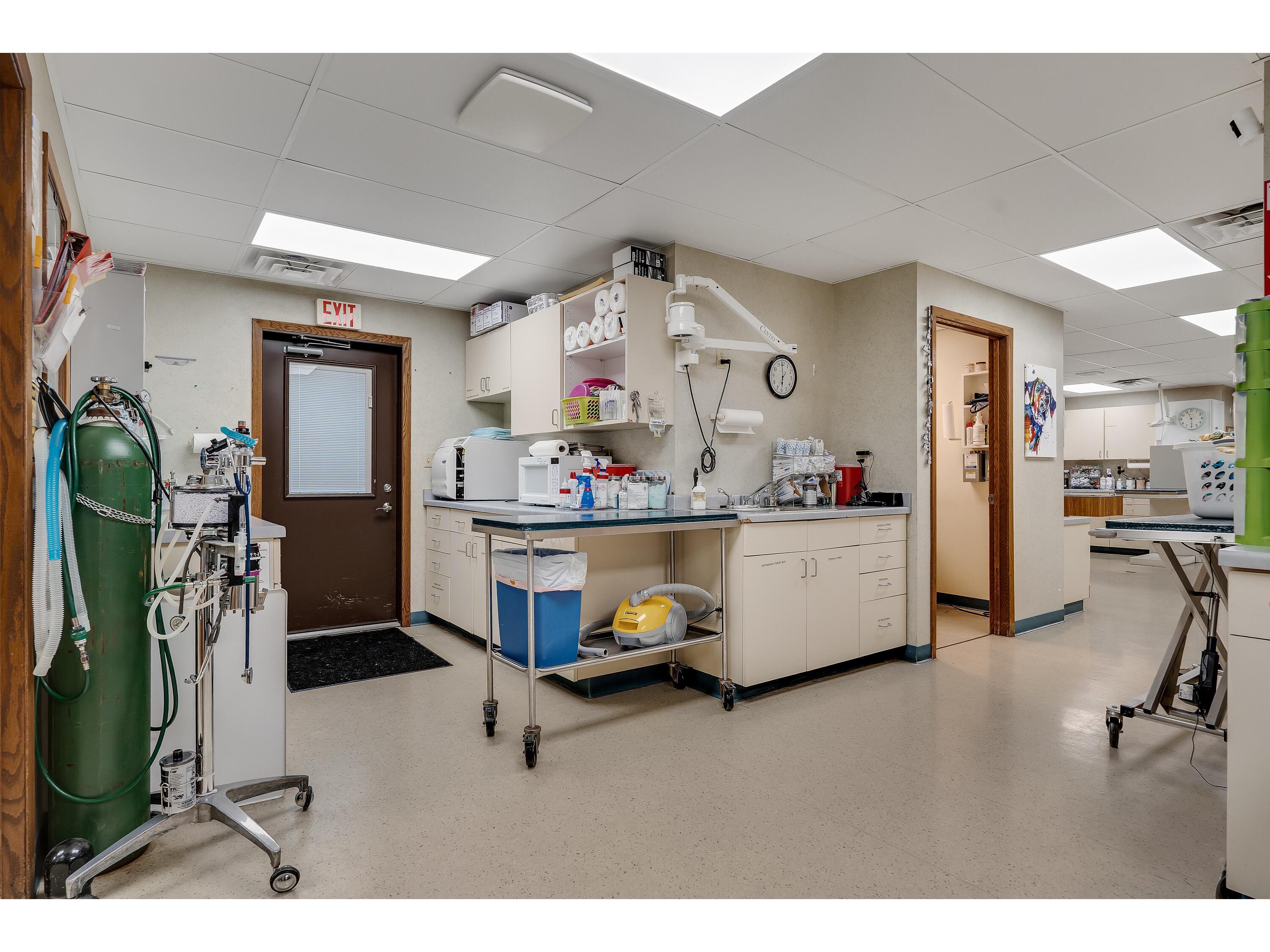 2128-2130 State Road 16 La Crosse WI 54601 1933100 image36