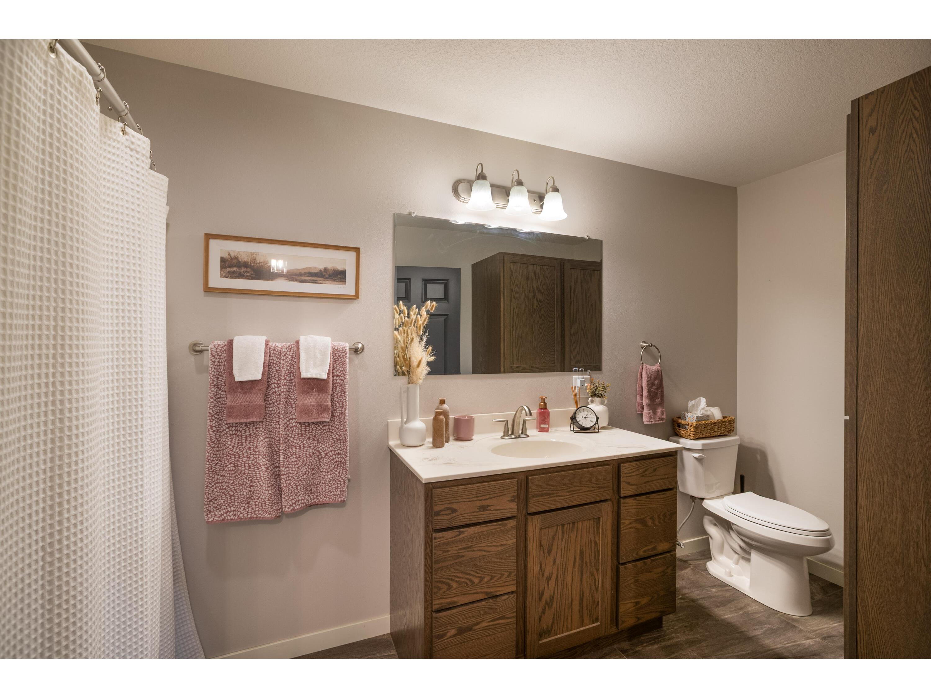 21308 Barbara Galesville WI 54630 1955197 image10