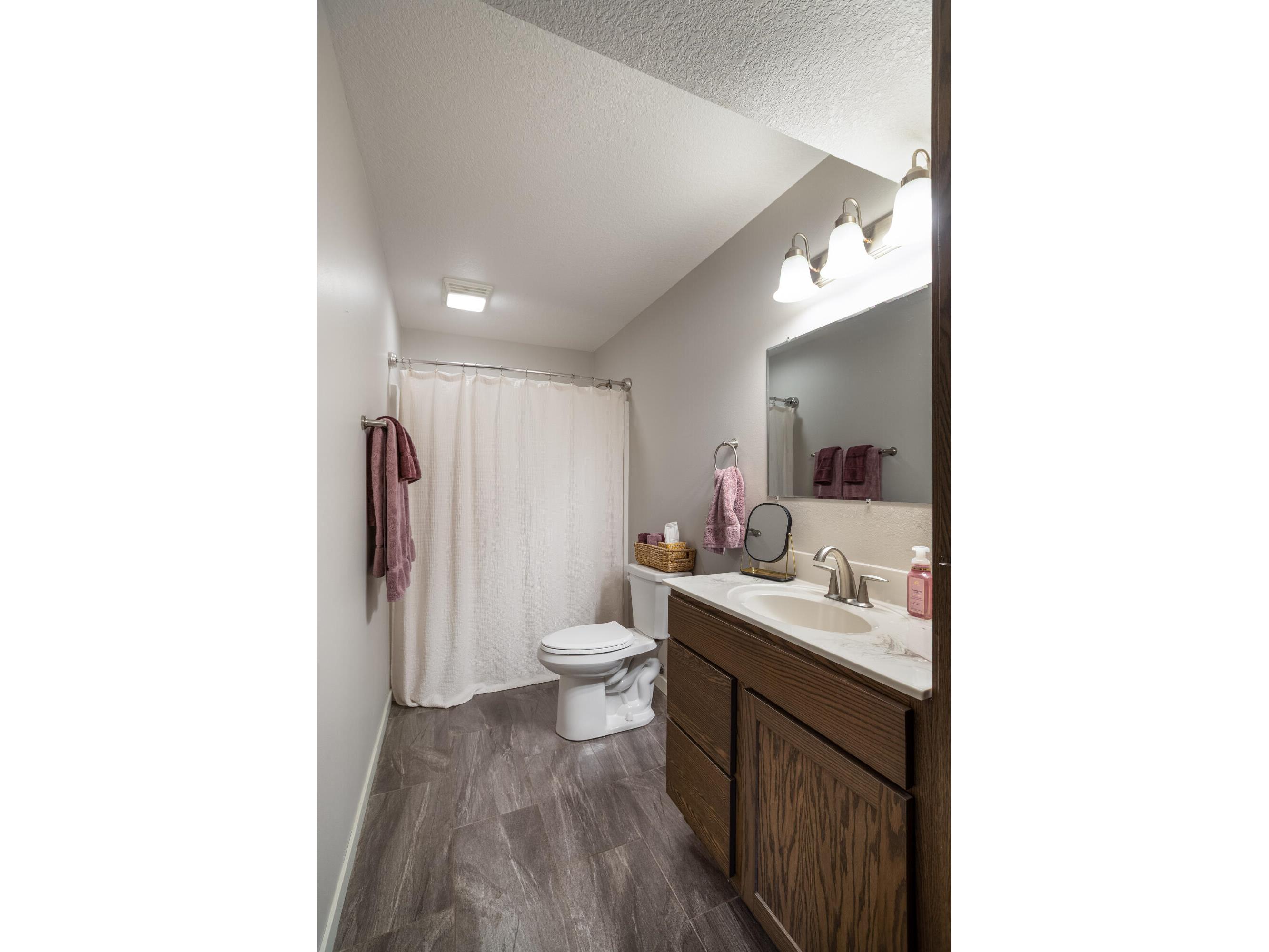 21308 Barbara Galesville WI 54630 1955197 image15