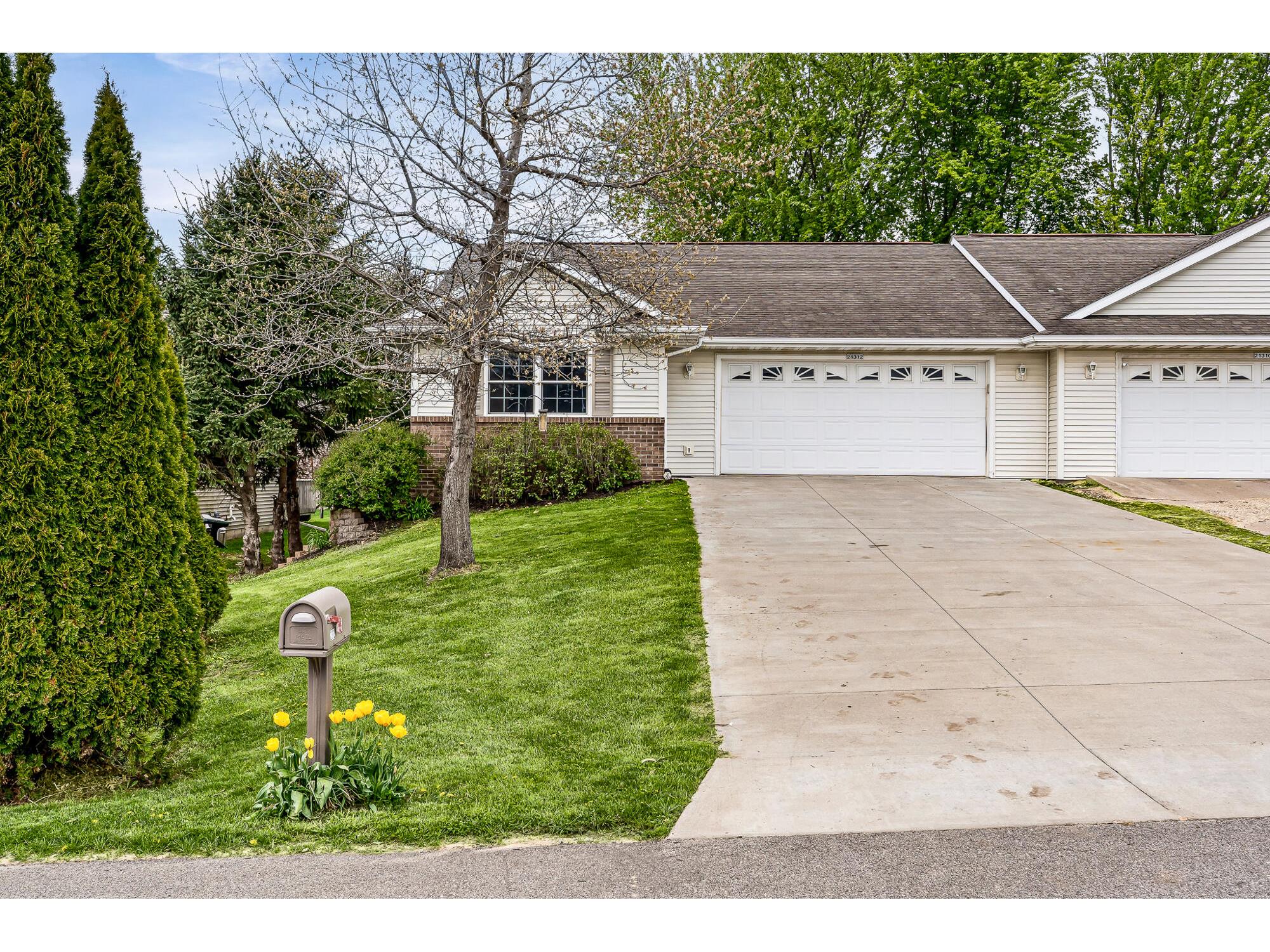 21312 Barbara Galesville WI 54630 1961214 image1