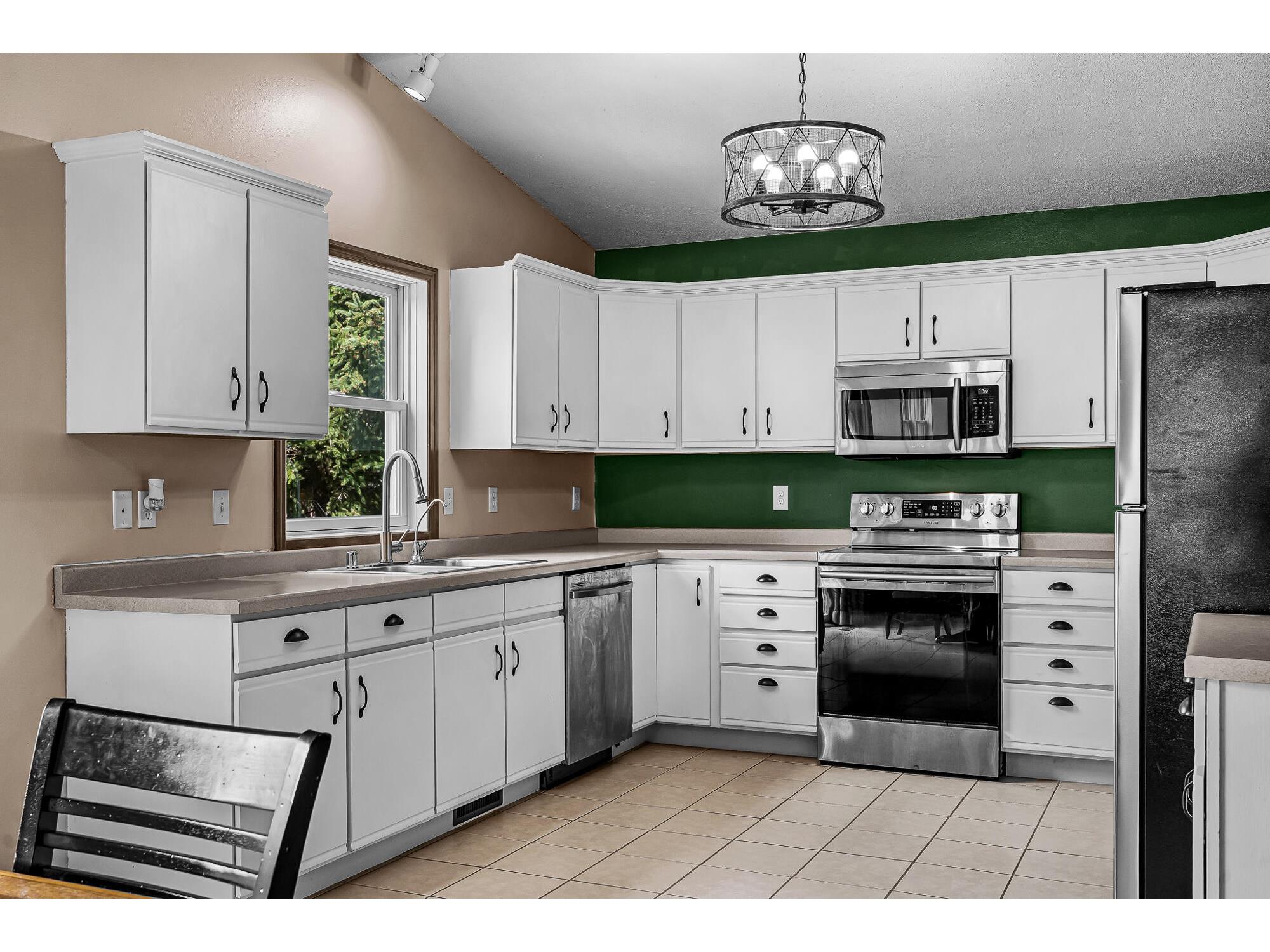 21312 Barbara Galesville WI 54630 1961214 image10