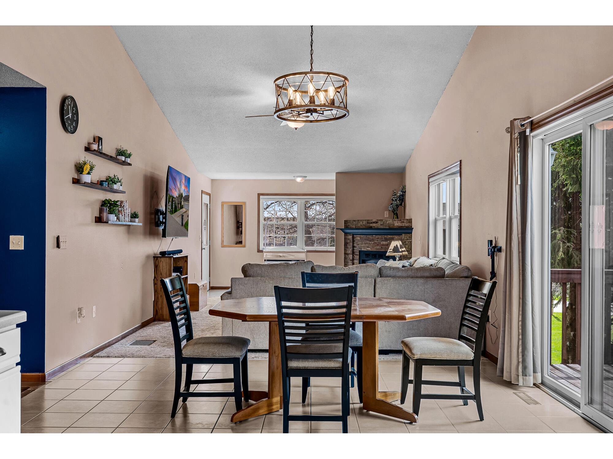 21312 Barbara Galesville WI 54630 1961214 image11