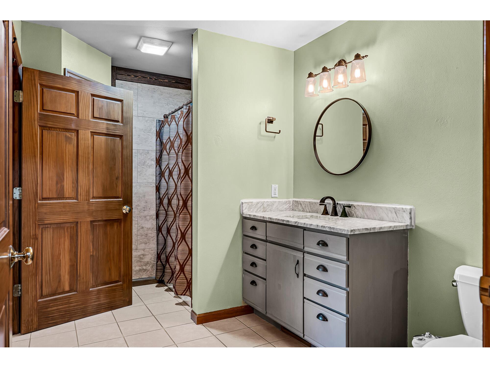 21312 Barbara Galesville WI 54630 1961214 image15