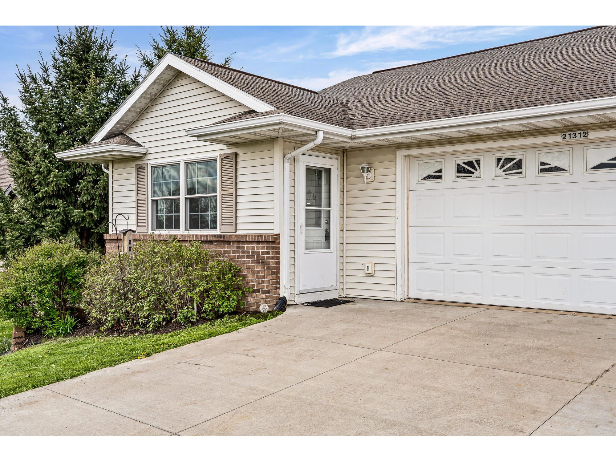 21312 Barbara Galesville WI 54630 1961214 image3