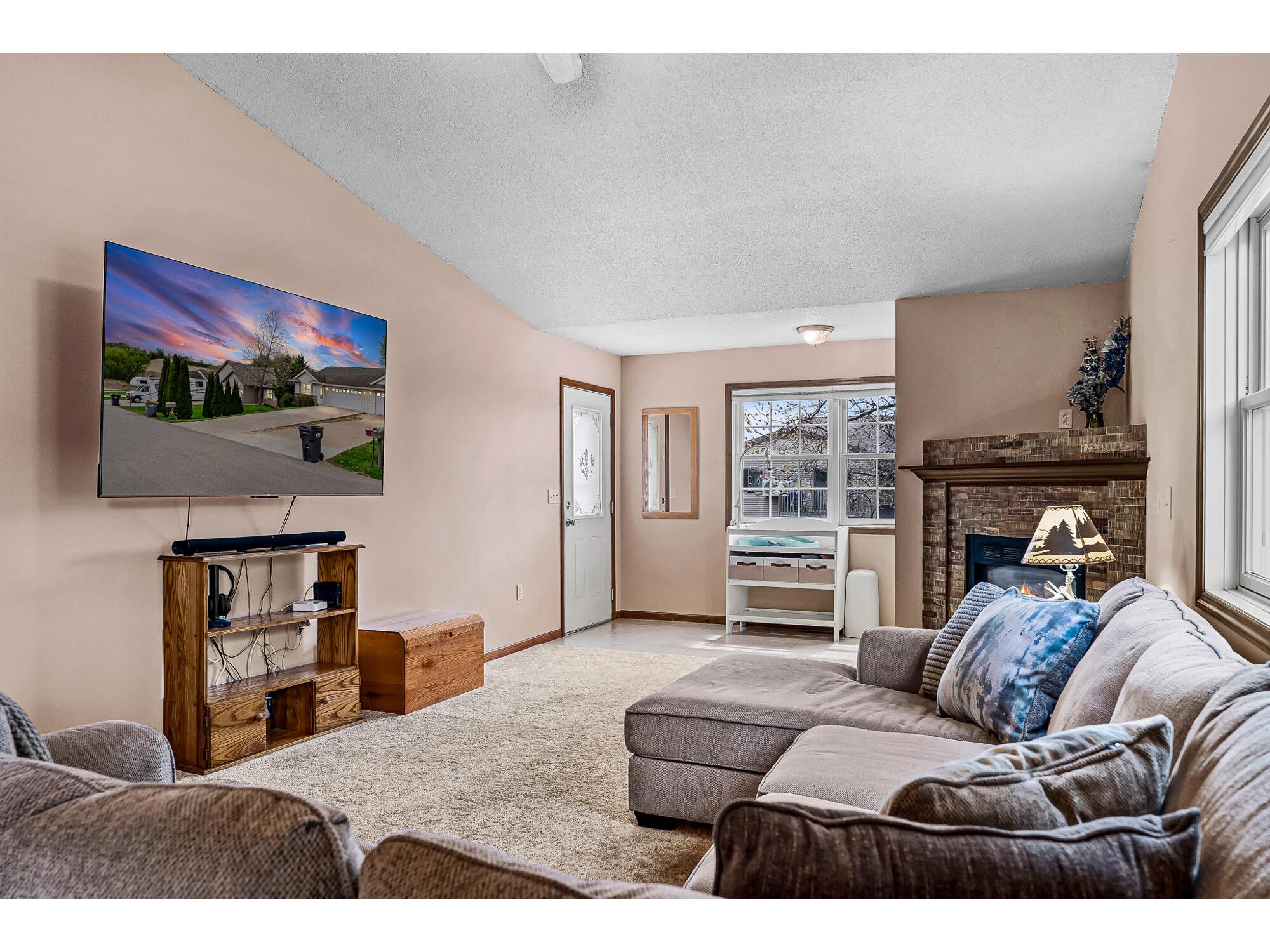 21312 Barbara Galesville WI 54630 1961214 image6