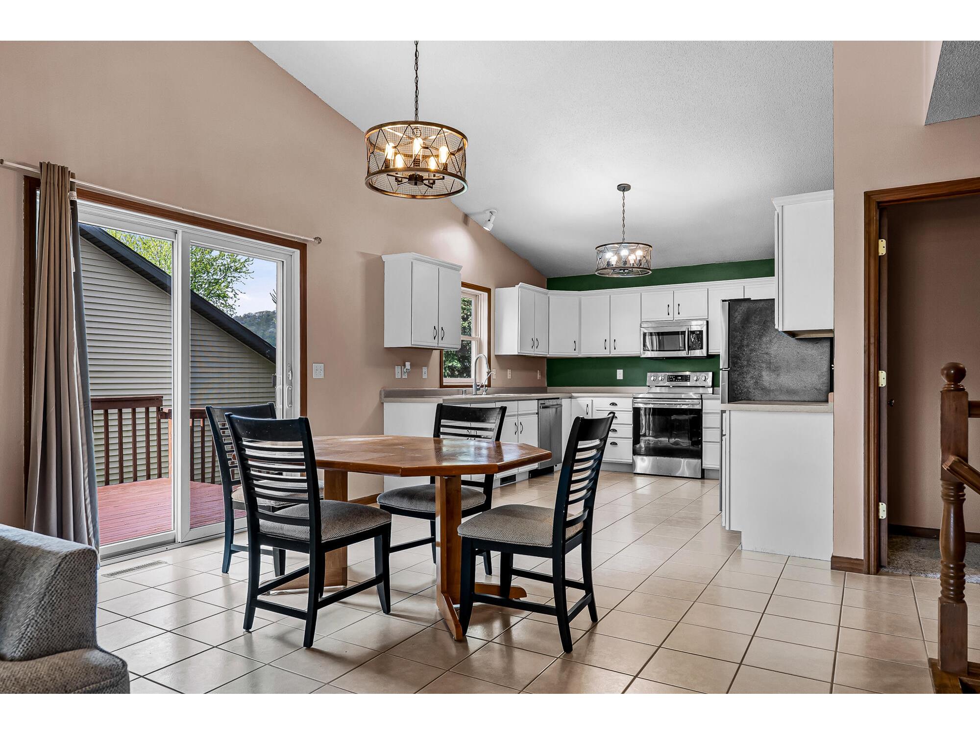 21312 Barbara Galesville WI 54630 1961214 image8