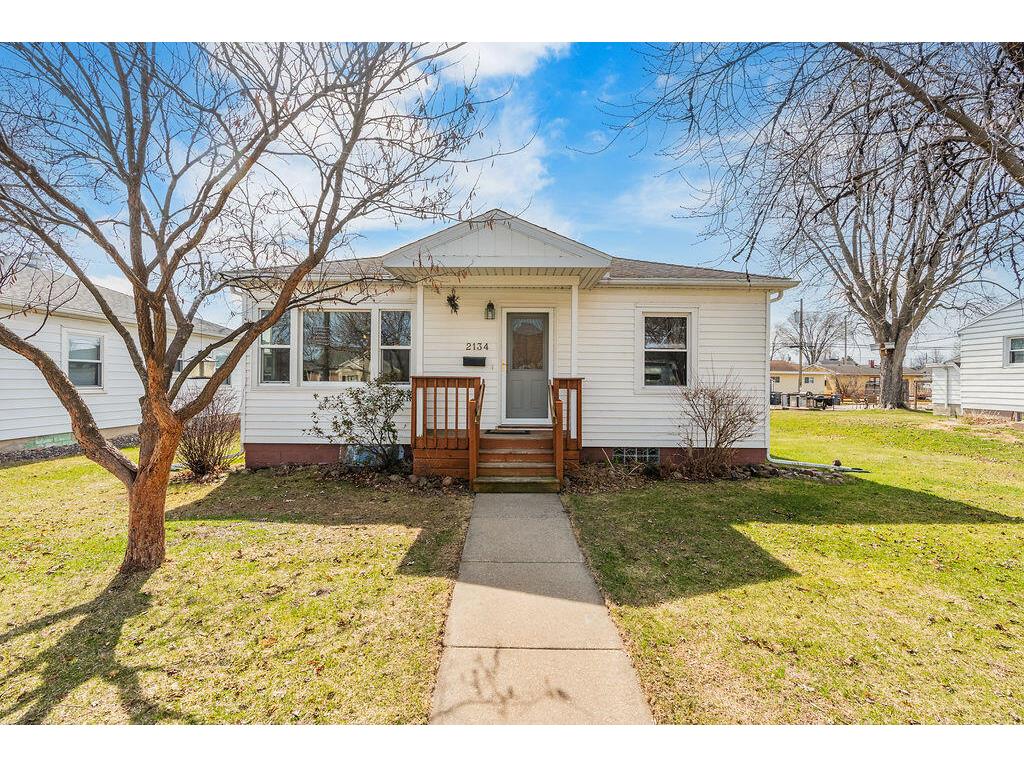 2134 Redfield La Crosse WI 54601 1955877 image1
