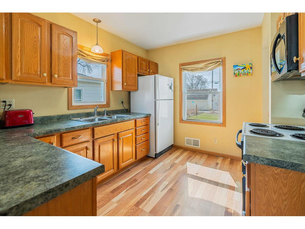 2134 Redfield La Crosse WI 54601 1955877 image12