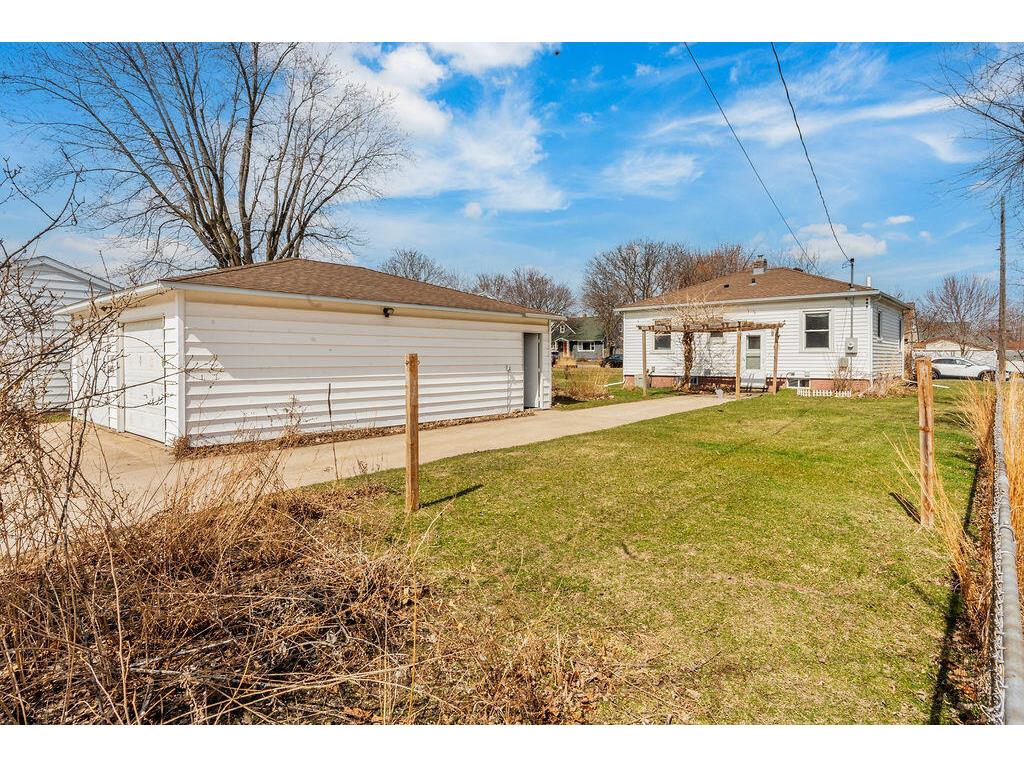 2134 Redfield La Crosse WI 54601 1955877 image33
