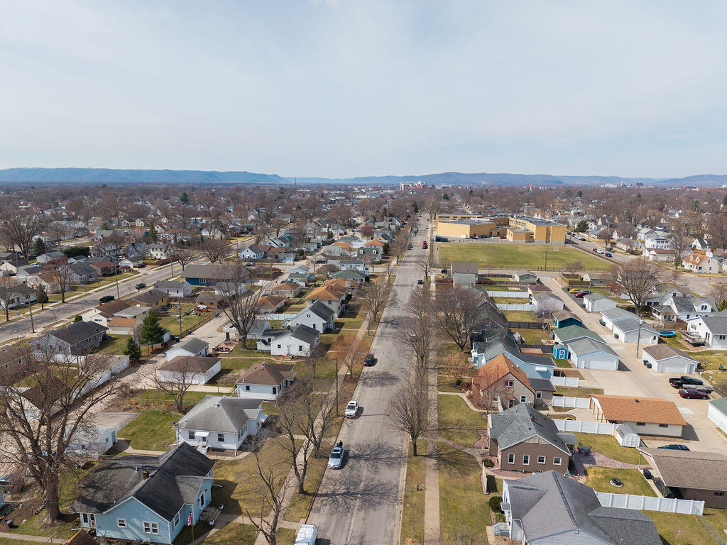 2134 Redfield La Crosse WI 54601 1955877 image37