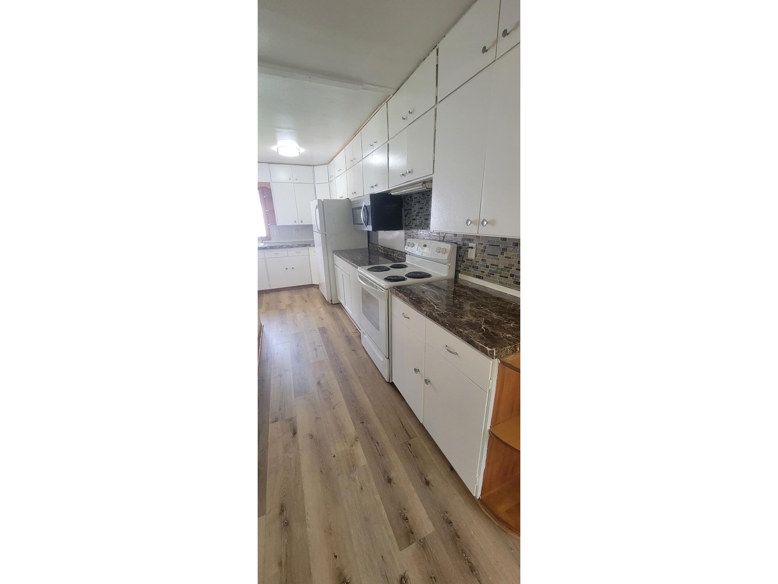 2135 Market La Crosse WI 54601 1959164 image11
