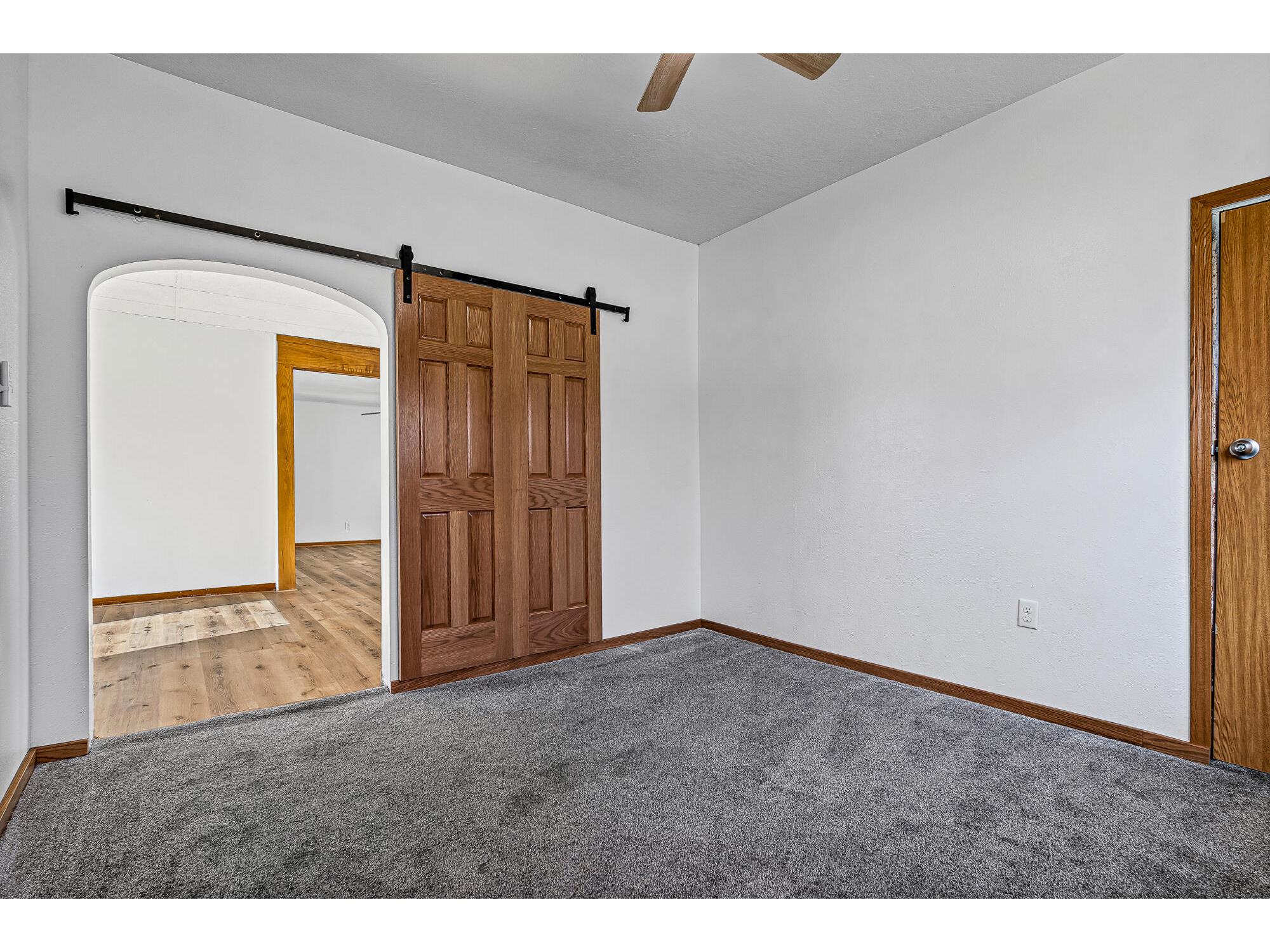 2135 Market La Crosse WI 54601 1959164 image13