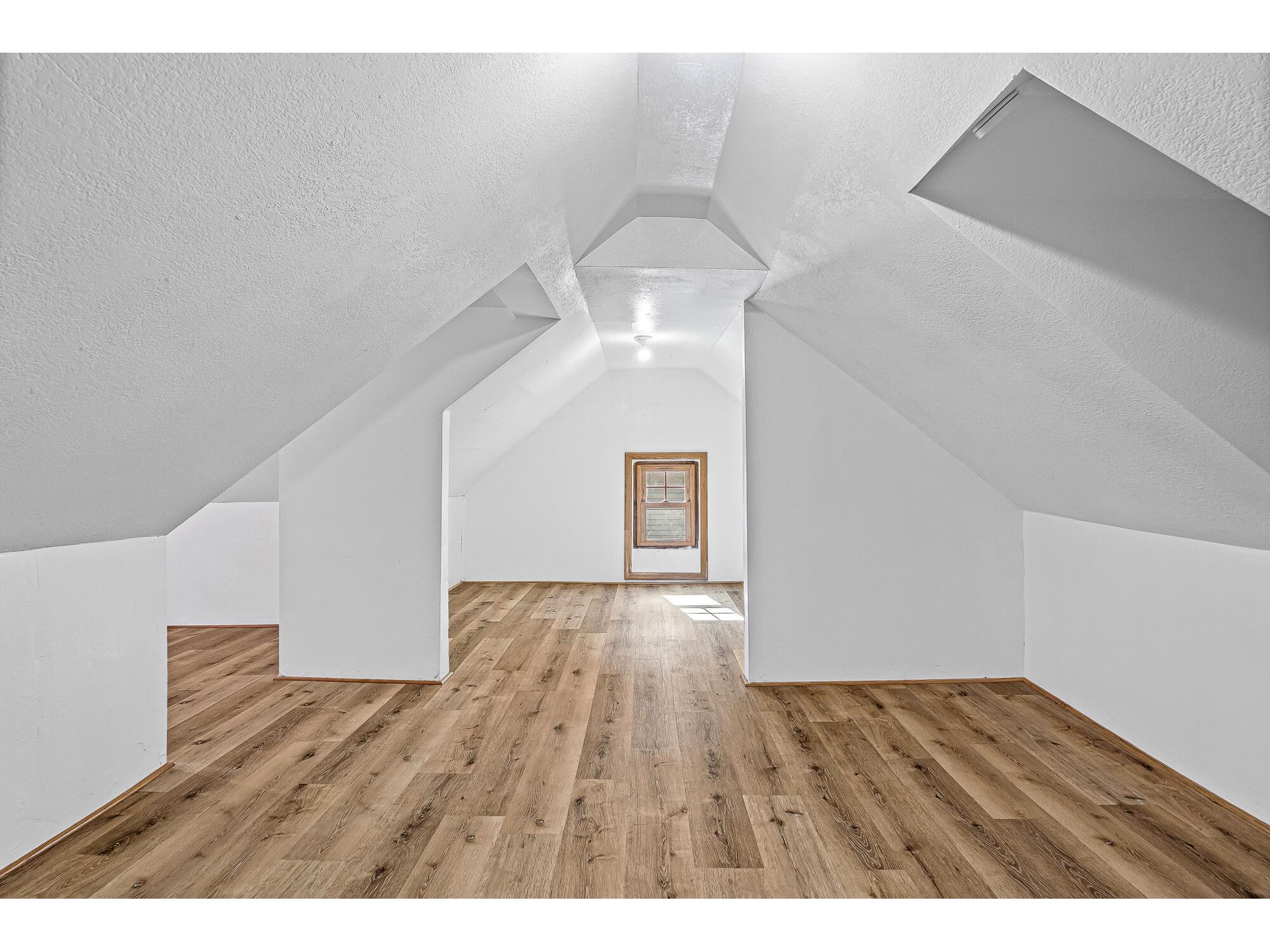 2135 Market La Crosse WI 54601 1959164 image19