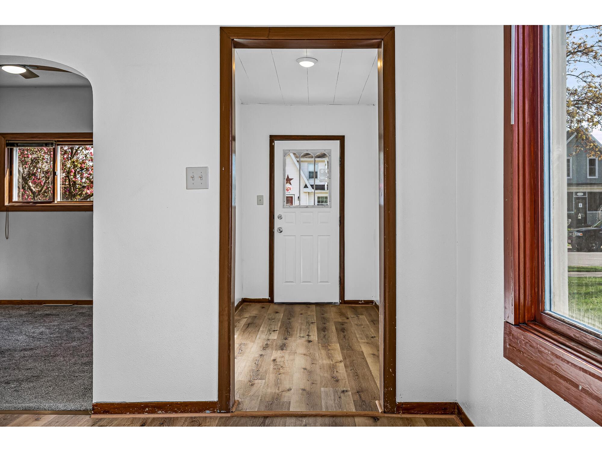 2135 Market La Crosse WI 54601 1959164 image2