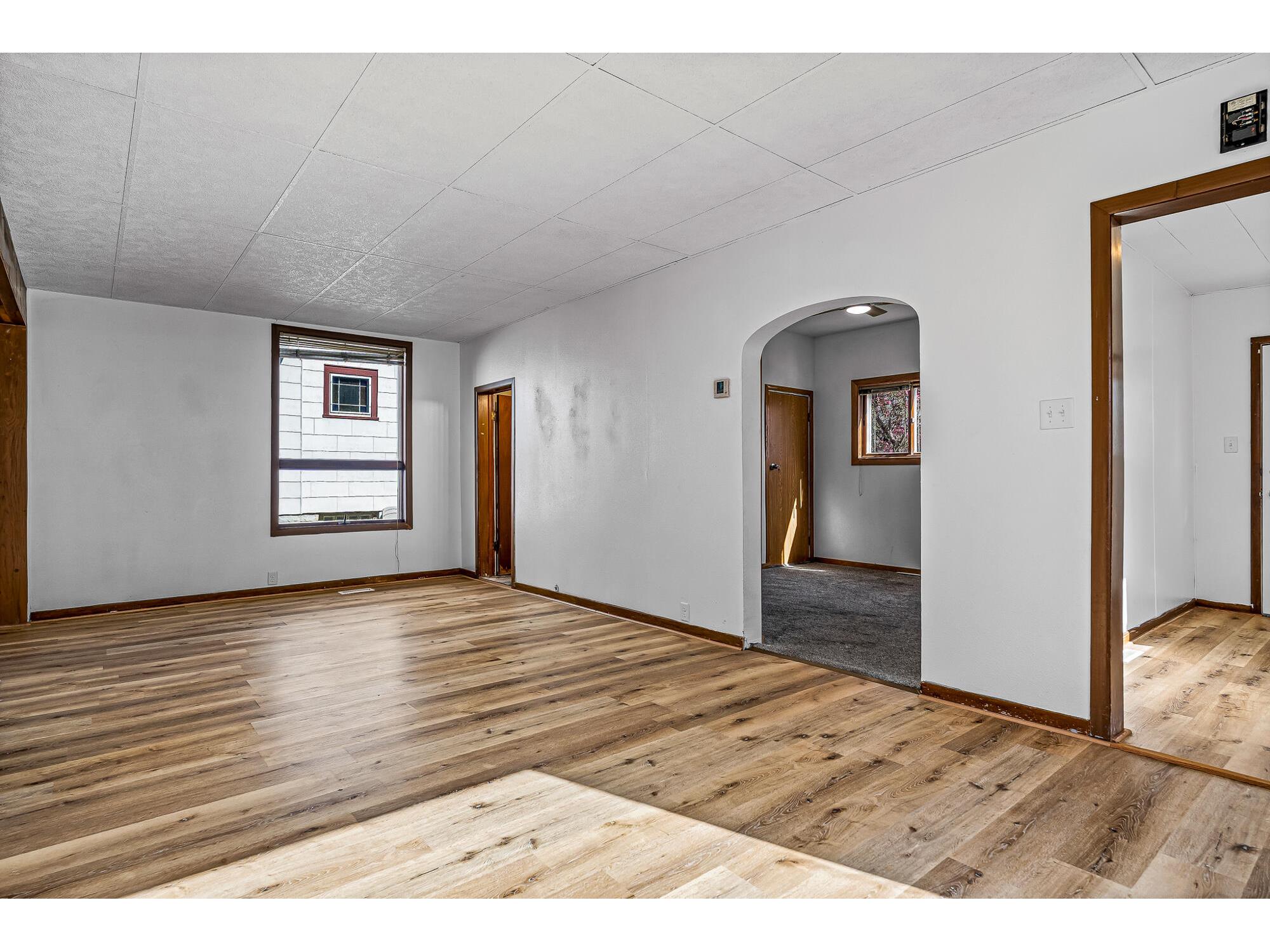 2135 Market La Crosse WI 54601 1959164 image3