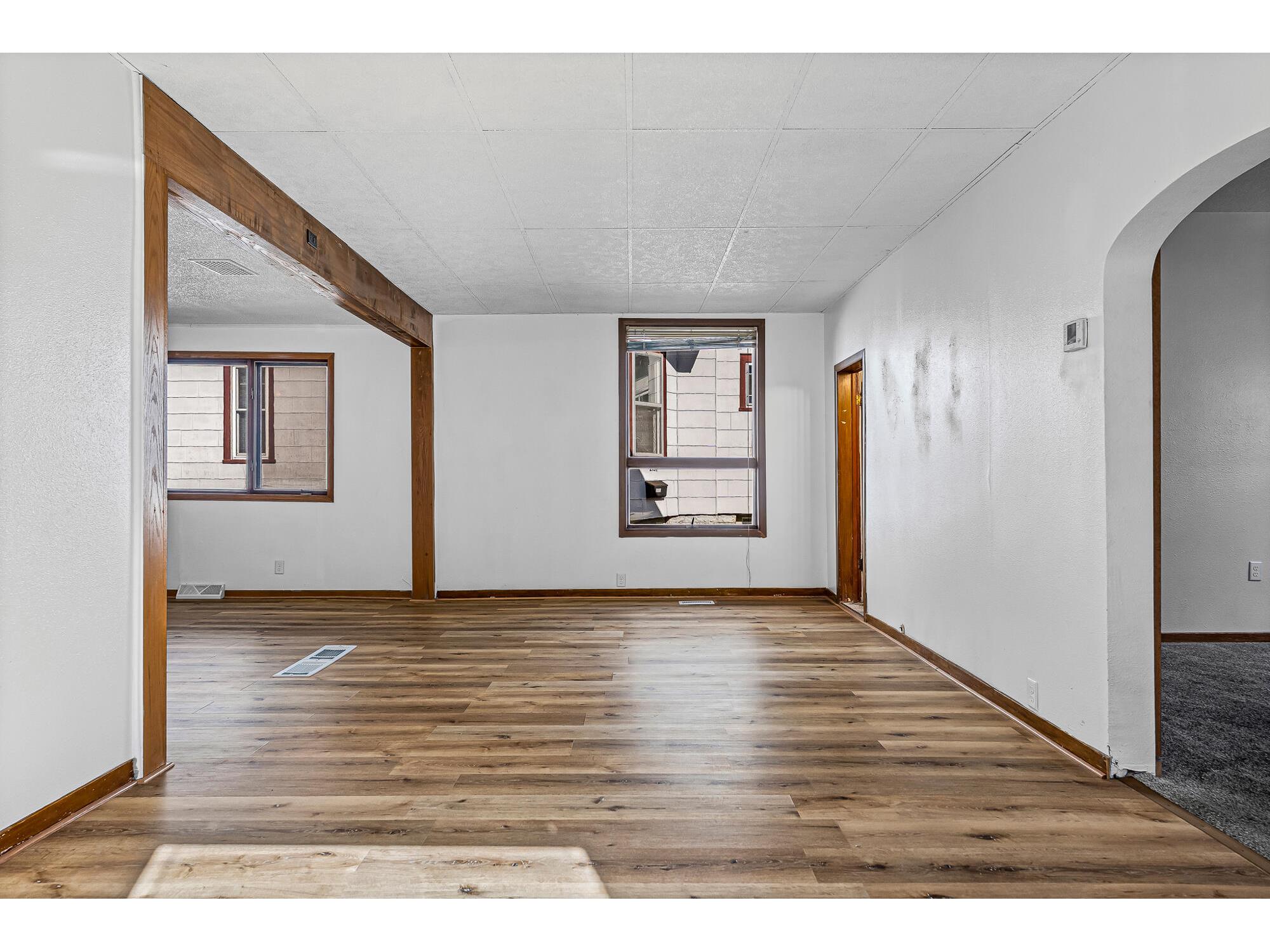 2135 Market La Crosse WI 54601 1959164 image5