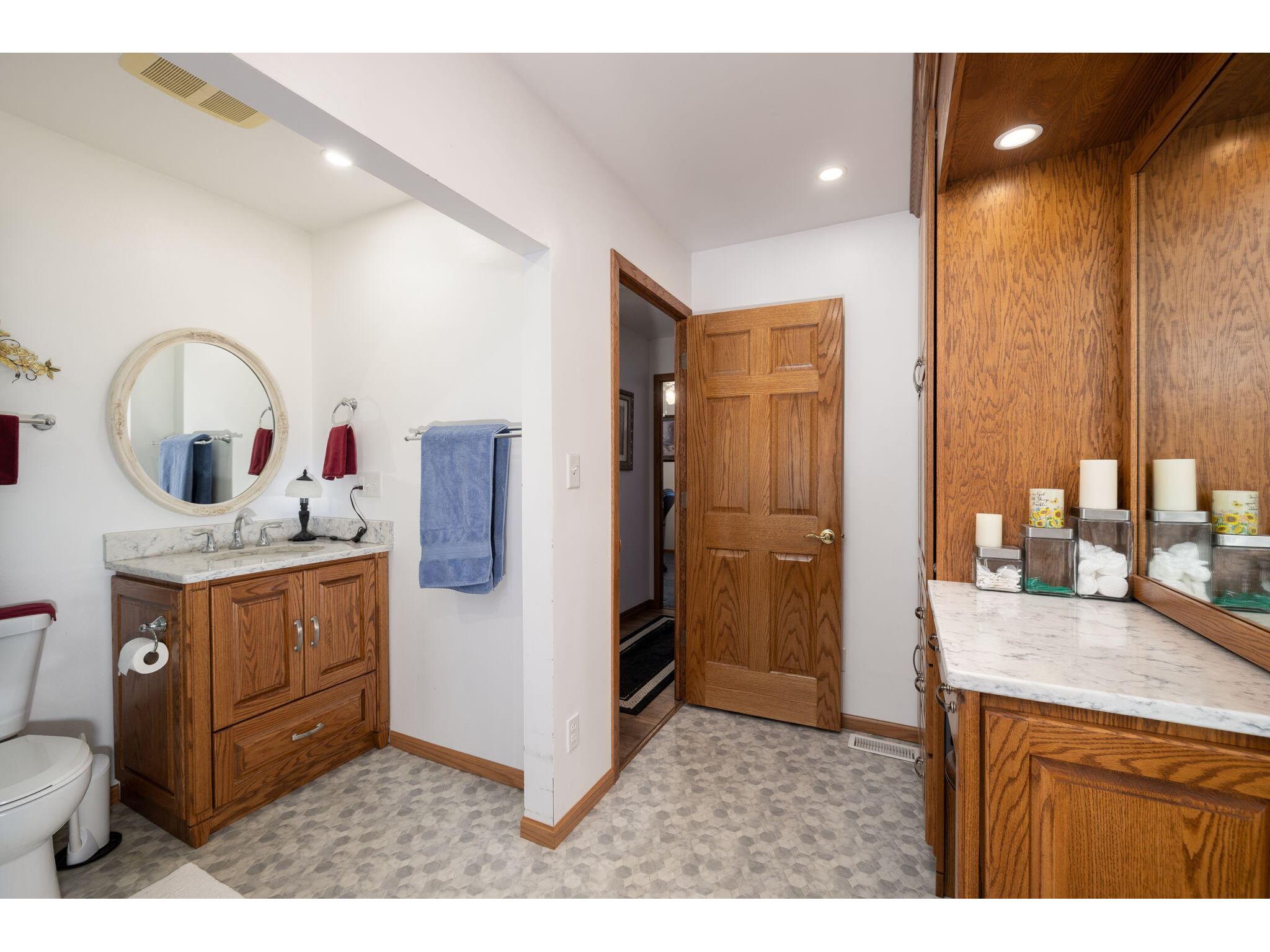 214 Church Campbell WI 54603 1946528 image10