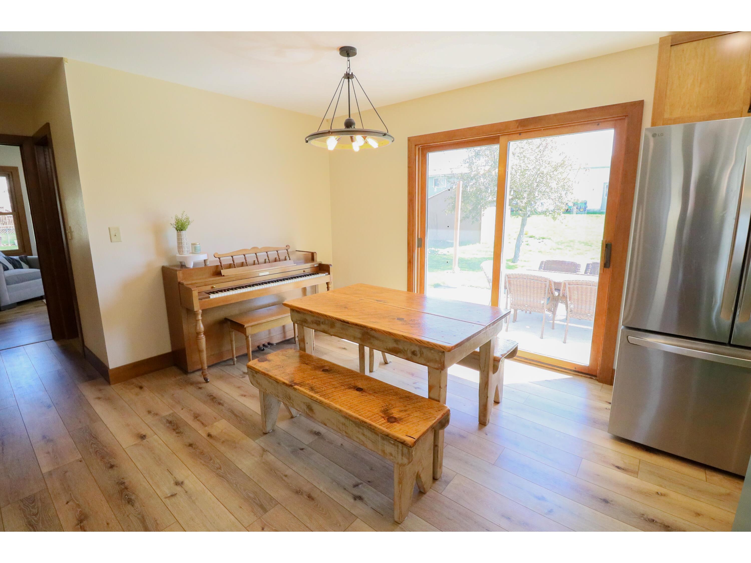 214 Oak Stoddard WI 54658 1958926 image12
