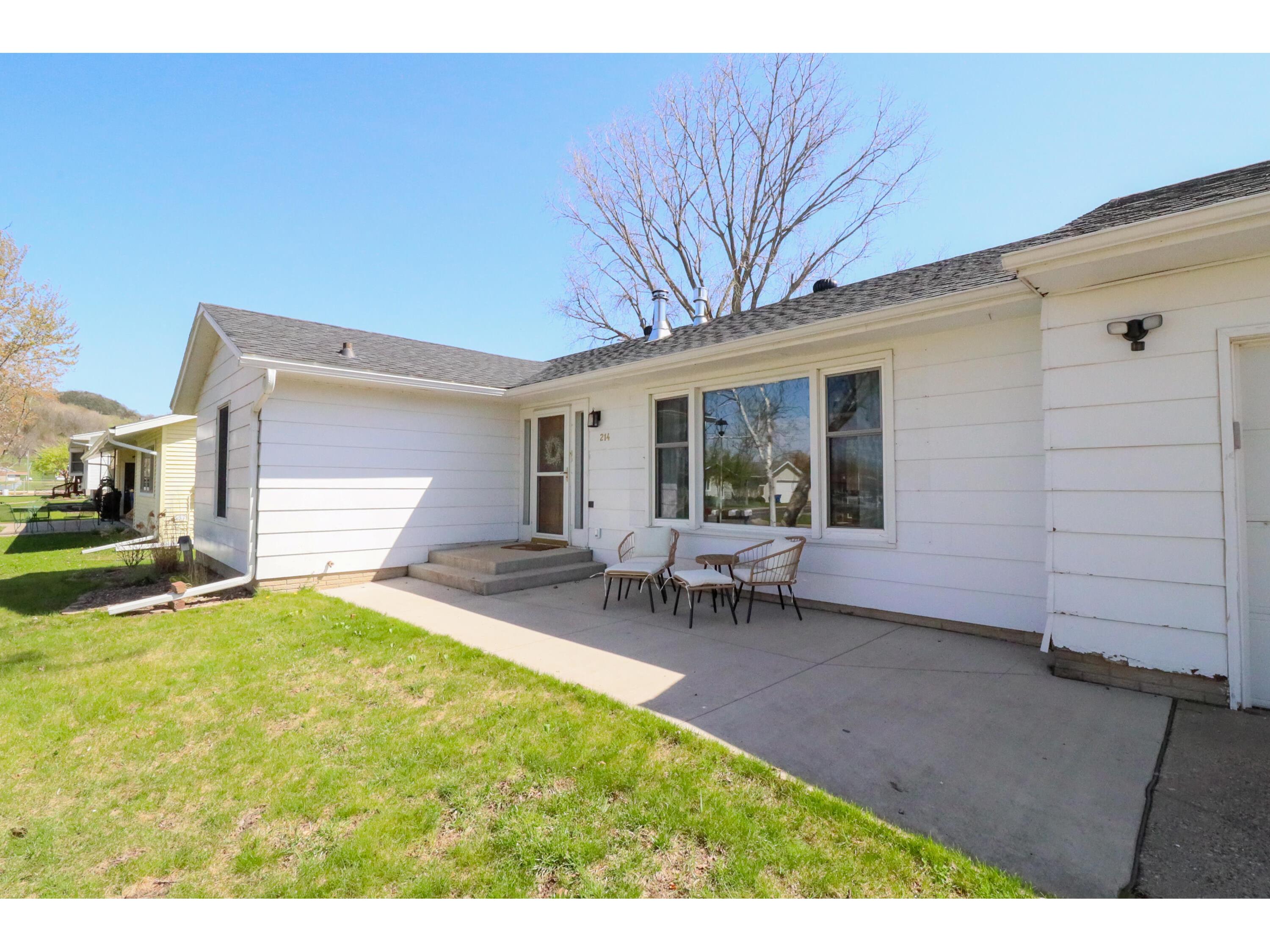 214 Oak Stoddard WI 54658 1958926 image5