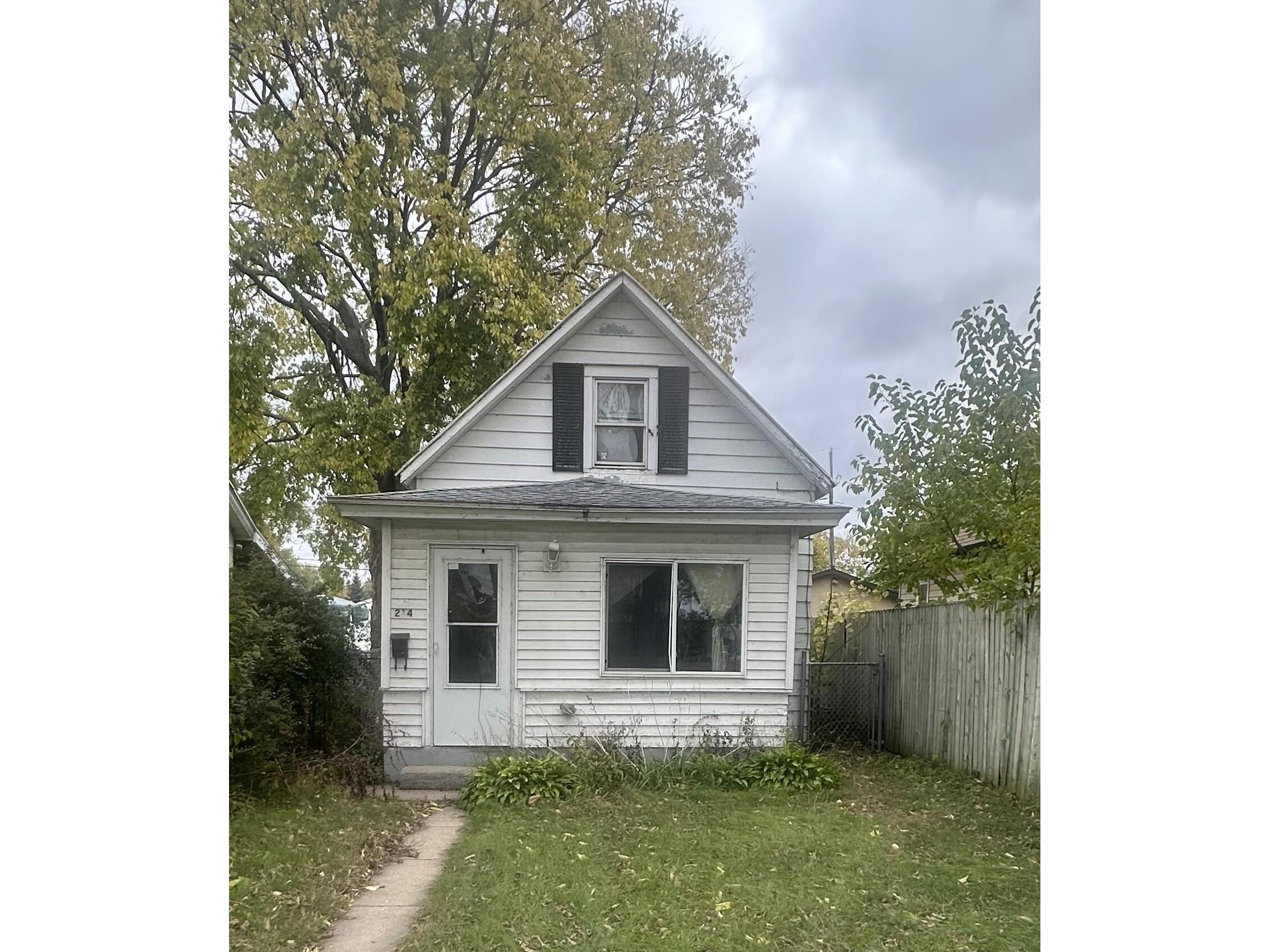 214 Rose La Crosse WI 54603 1941065 image1