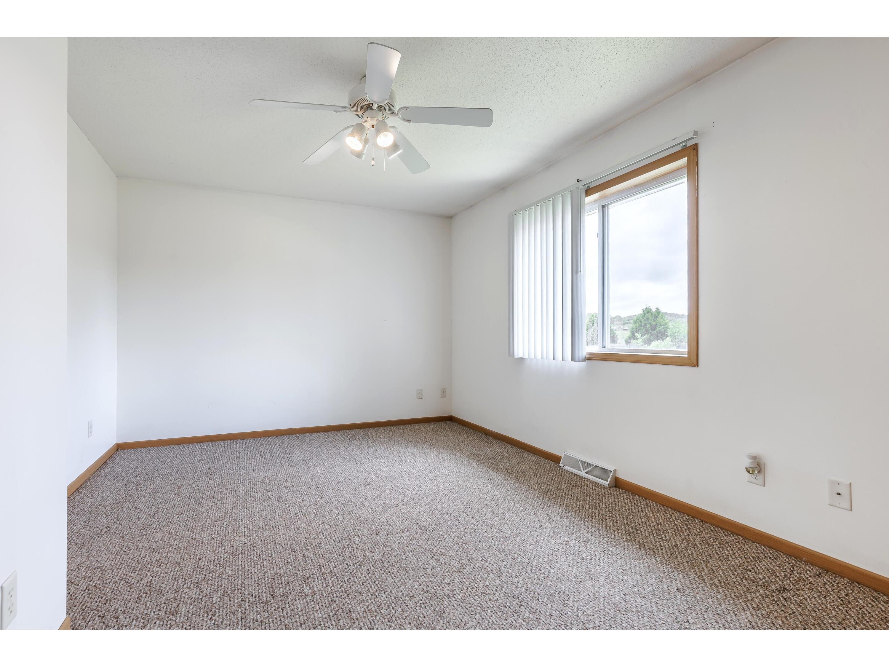 2142 Julie Sparta WI 54656 1963534 image17
