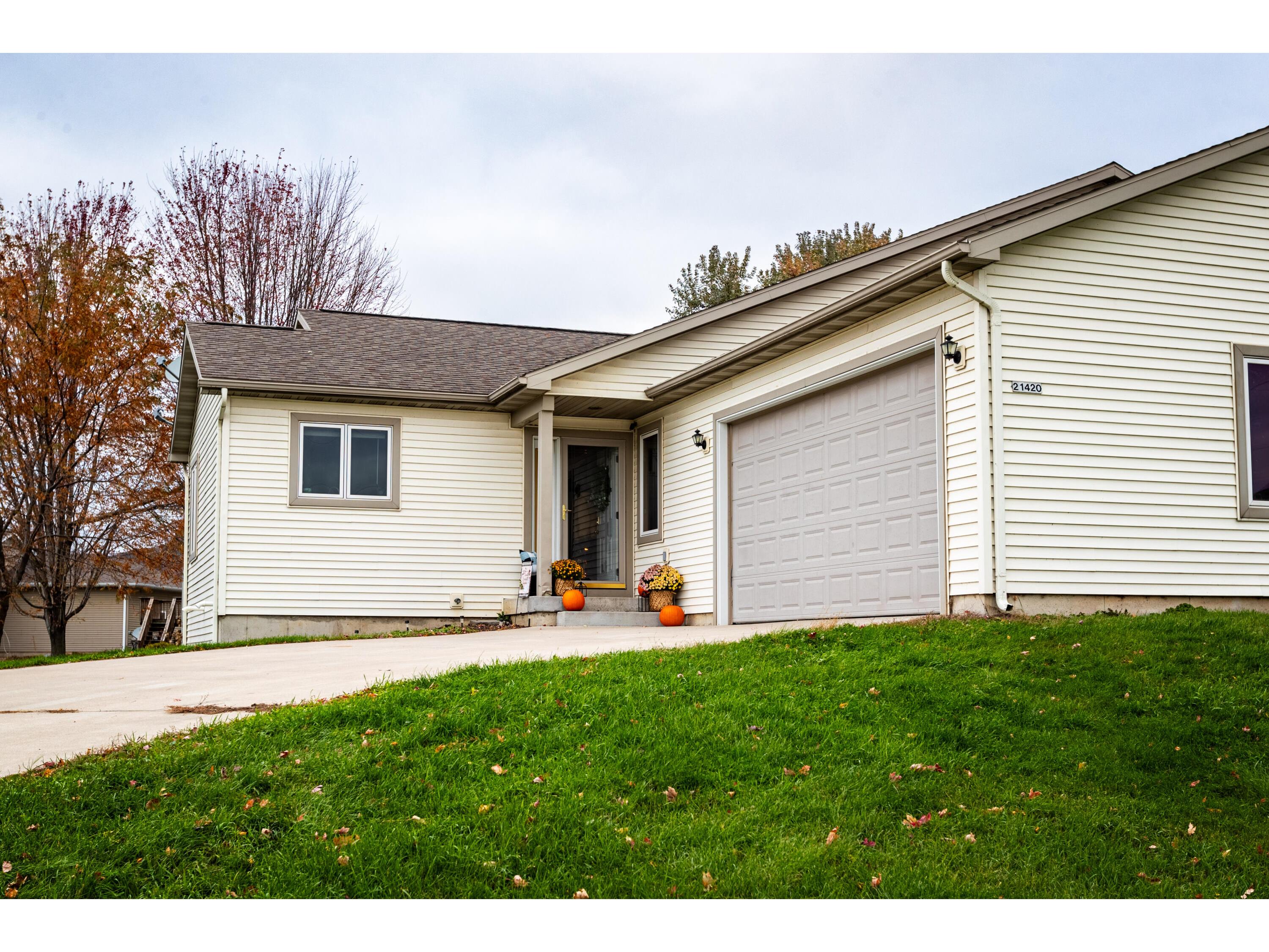 21420 Barbara Galesville WI 54630 1856986 image1